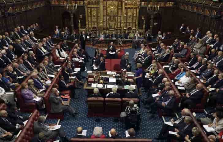 Les lords accroissent le pouvoir du parlement sur le brexit