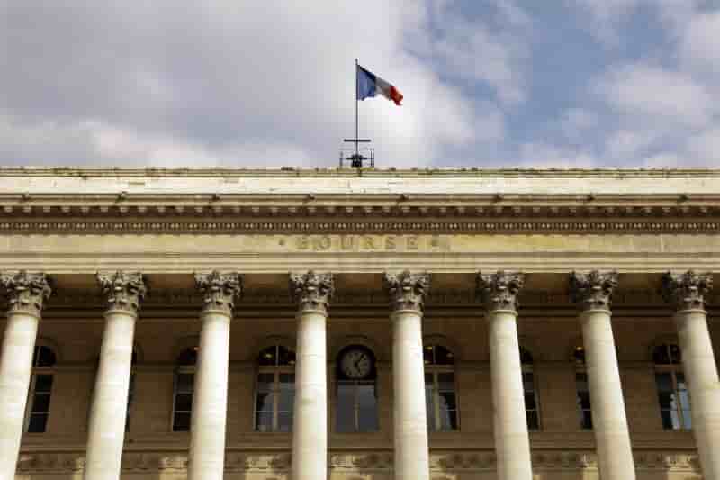 Les bourses europeennes cloturent en ordre disperse