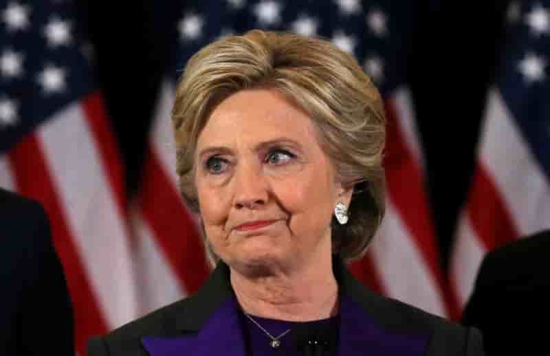 Hillary clinton considere le directeur du fbi responsable de sa defaite