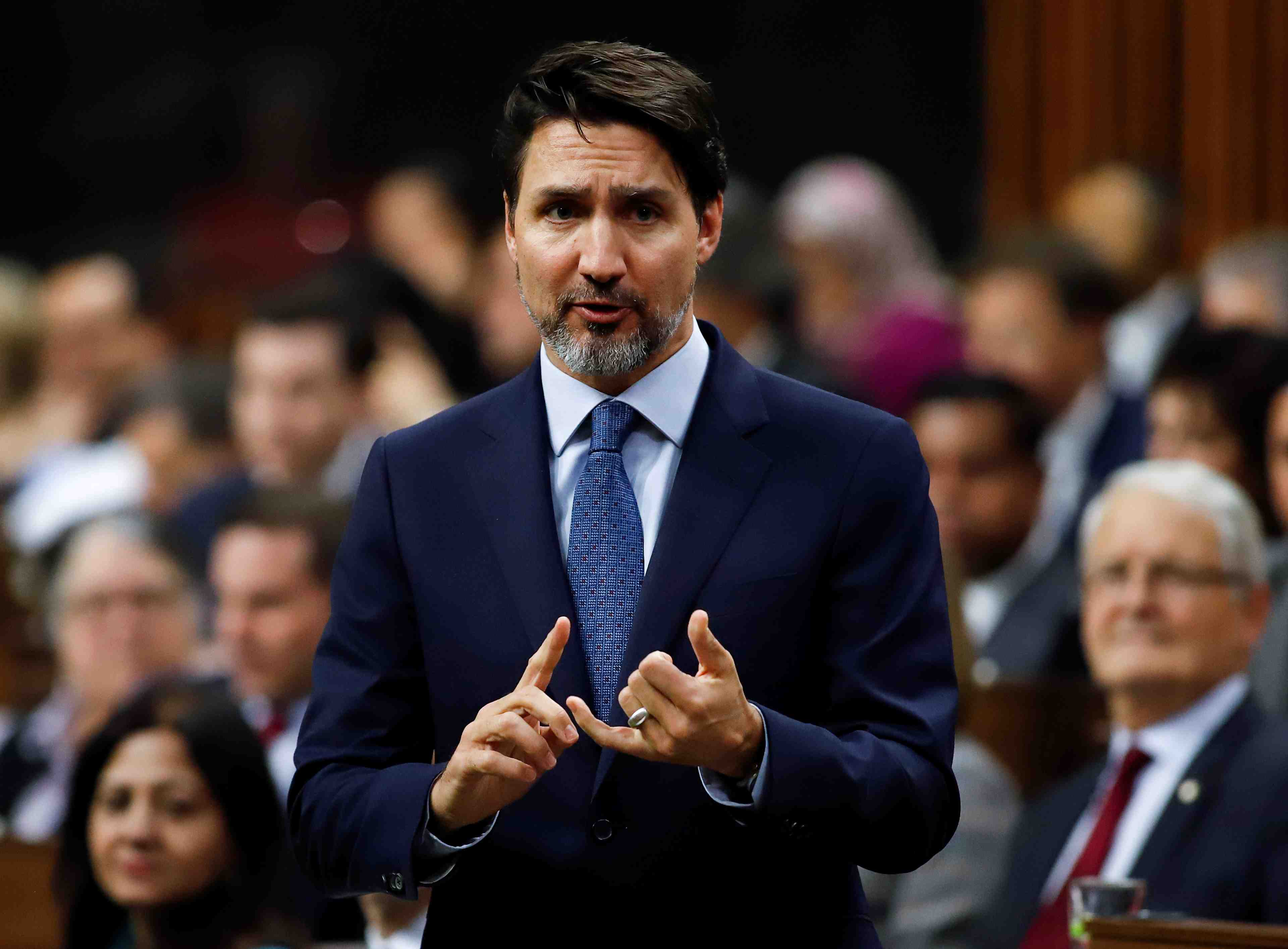Canada: justin trudeau place en isolement, son epouse testee positive au coronavirus