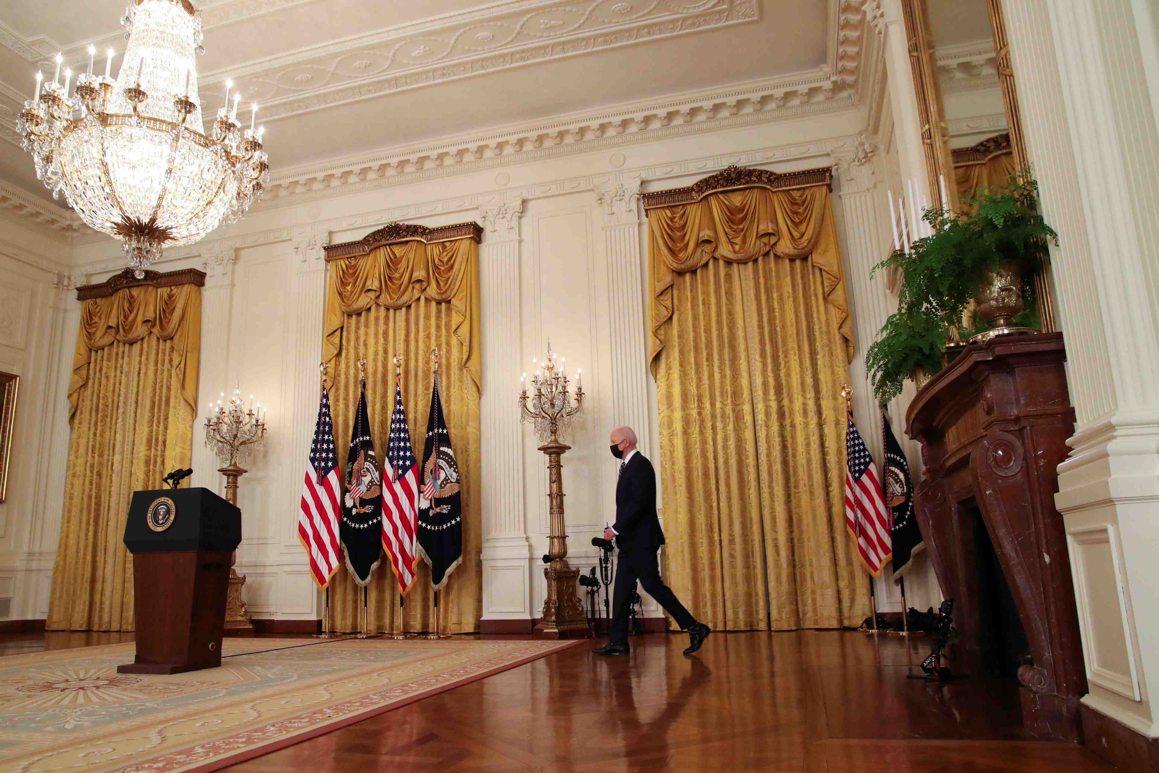 Usa: face au flux de migrants, biden defend sa politique migratoire
