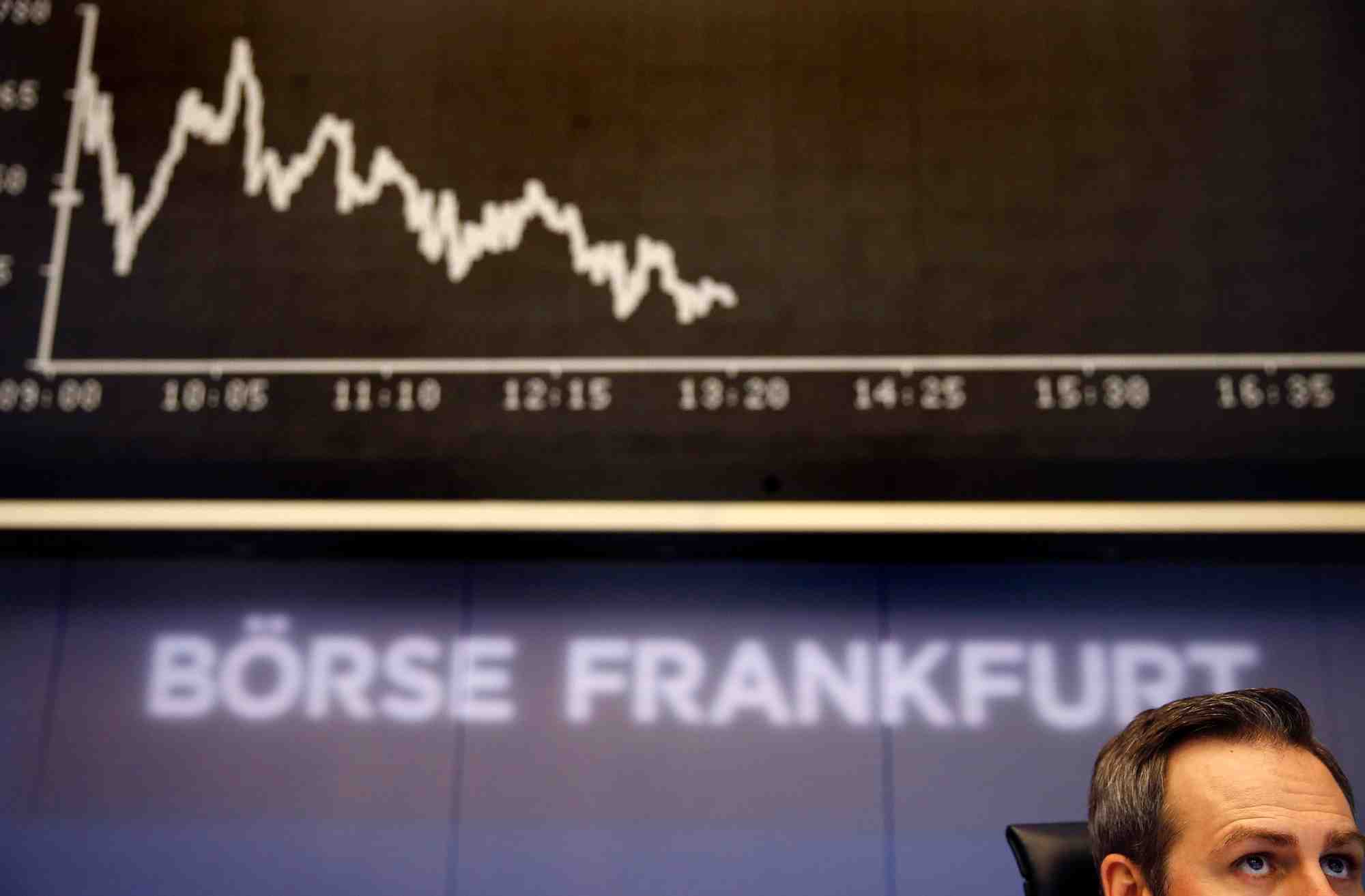 Les bourses europeennes reculent en debut de seance