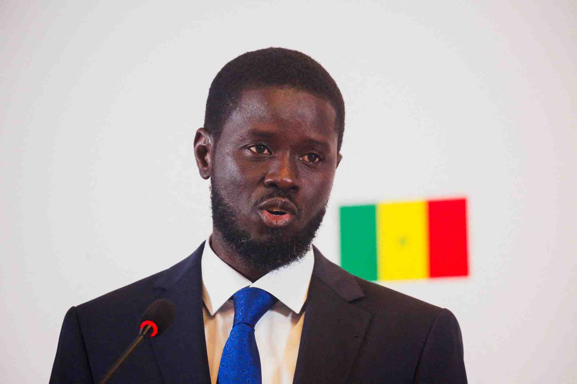 Le president elu du senegal, bassirou diomaye faye, s'exprime lors d'une conference de presse a dakar