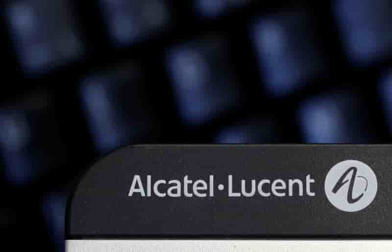 Alcatel-lucent plus forte hausse du cac 40 a la mi-seance