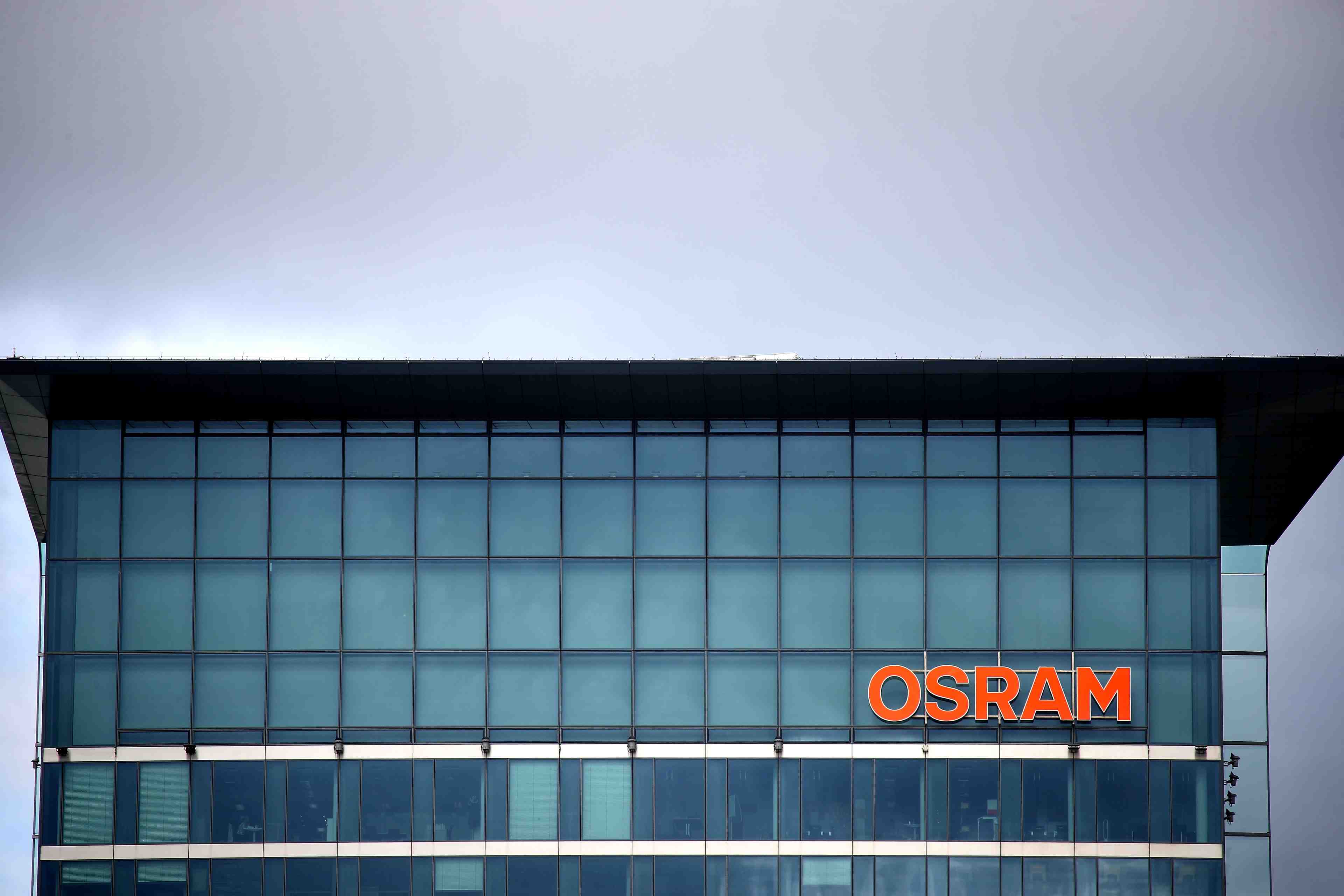 Osram et ams evoquent des discussions "constructives"