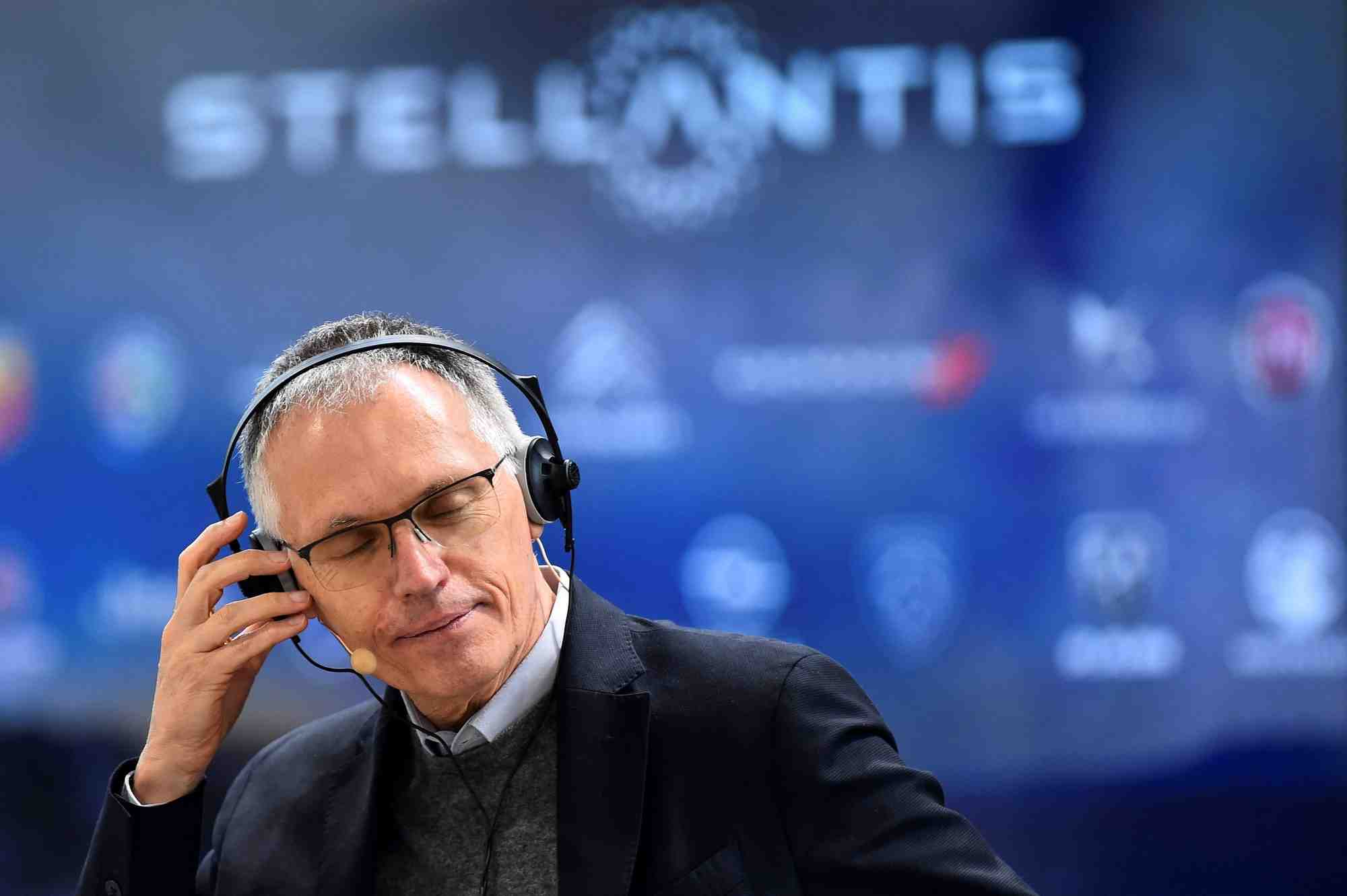 Stellantis: la remuneration 2021 de tavares fait polemique