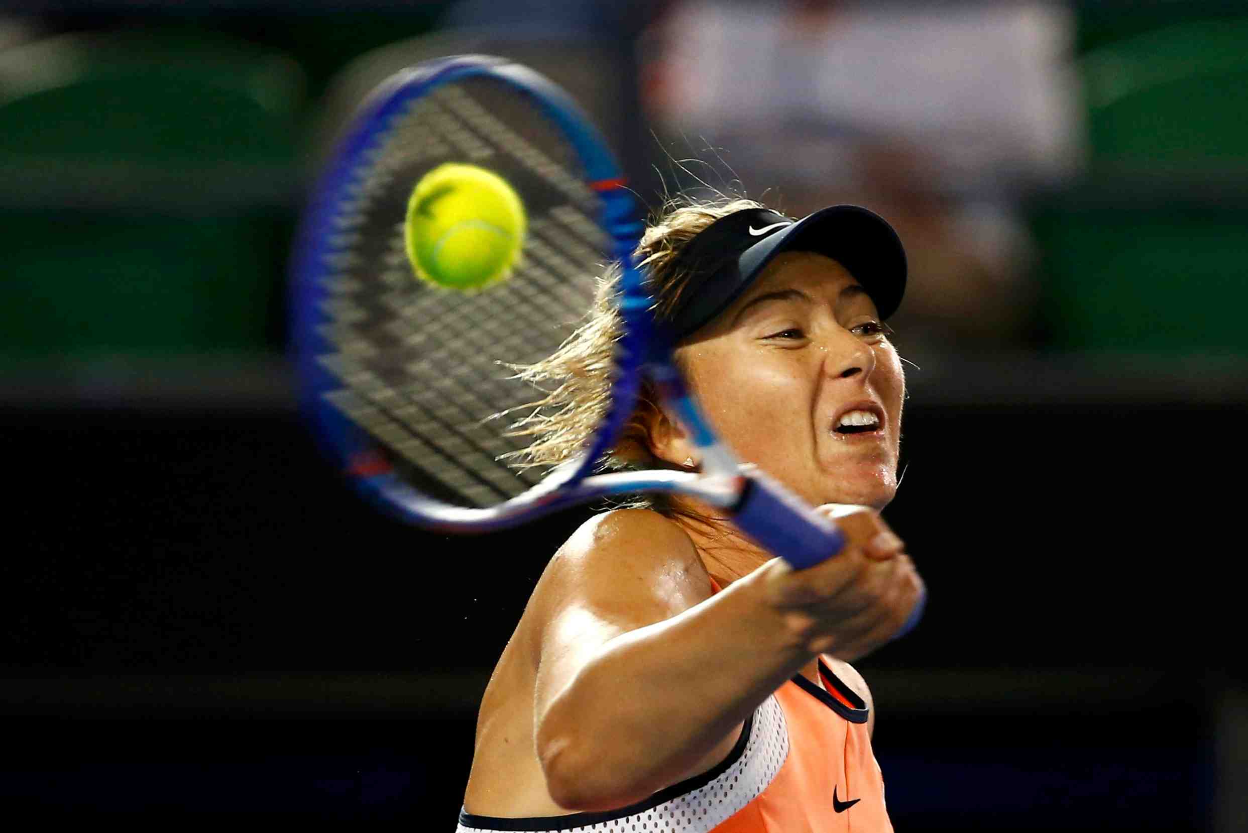 Mladenovic epuisee, les stars passent
