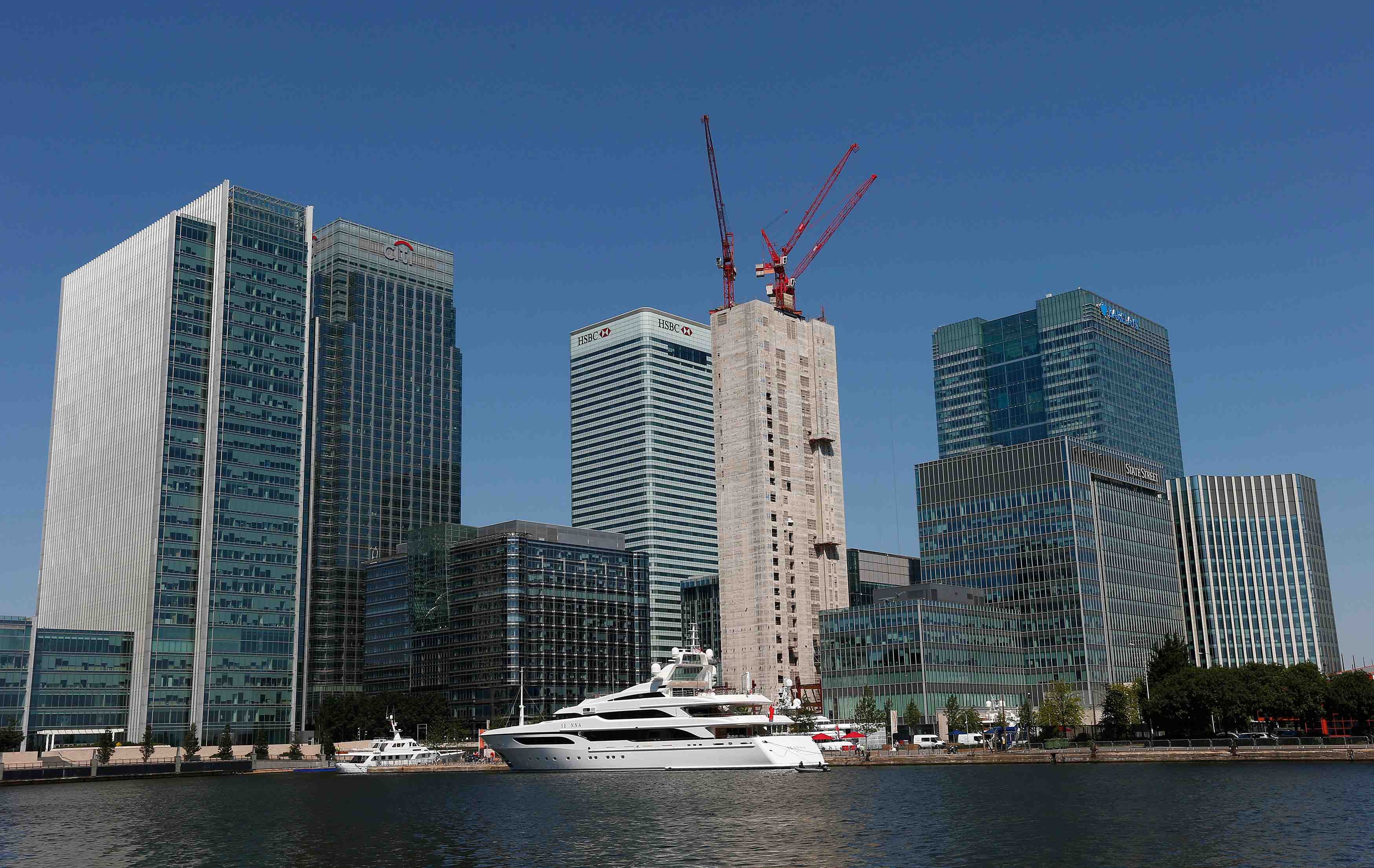 Canary Wharf Yacht