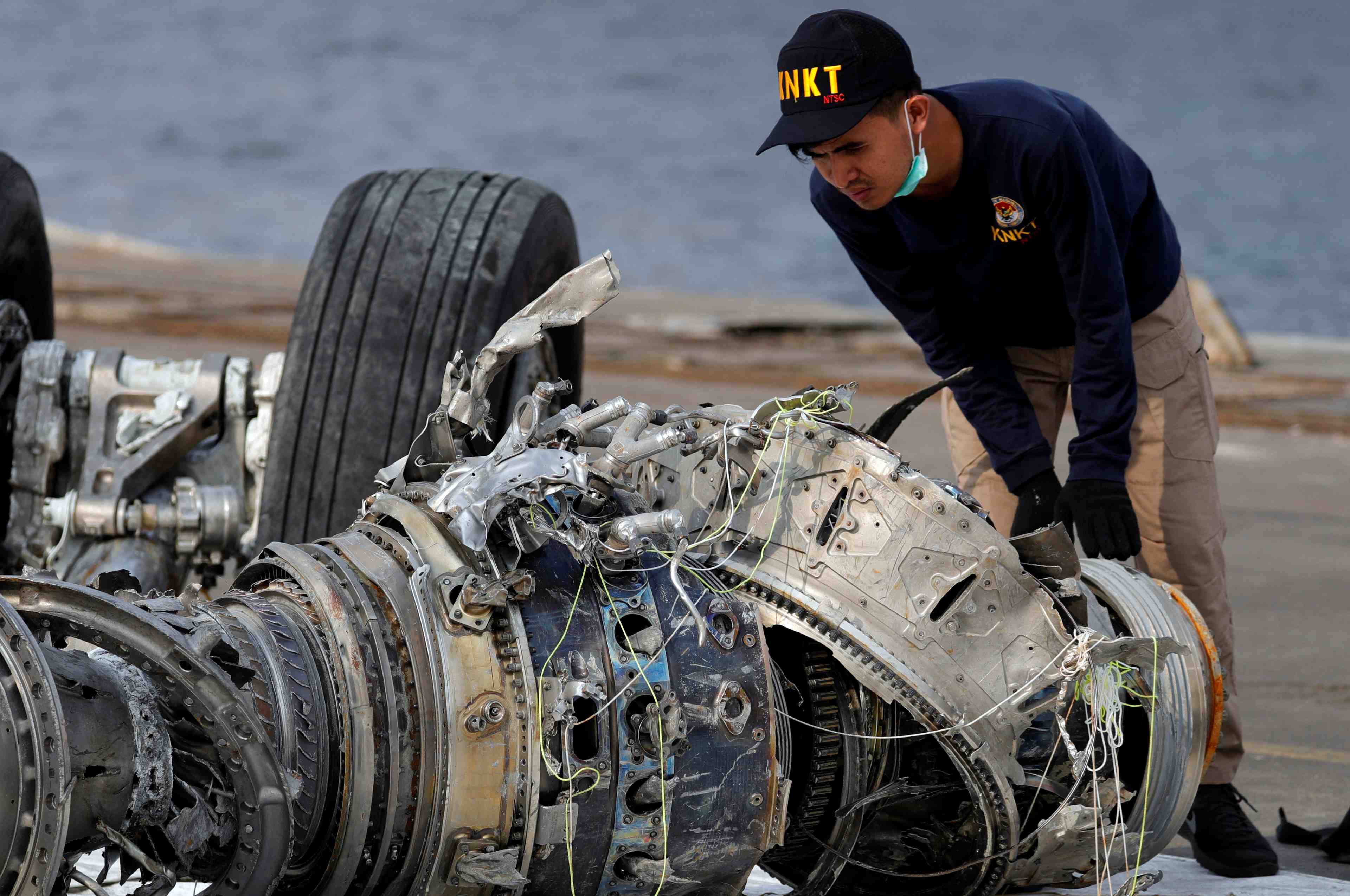 La seconde boite noire de l'avion lion air retrouvee