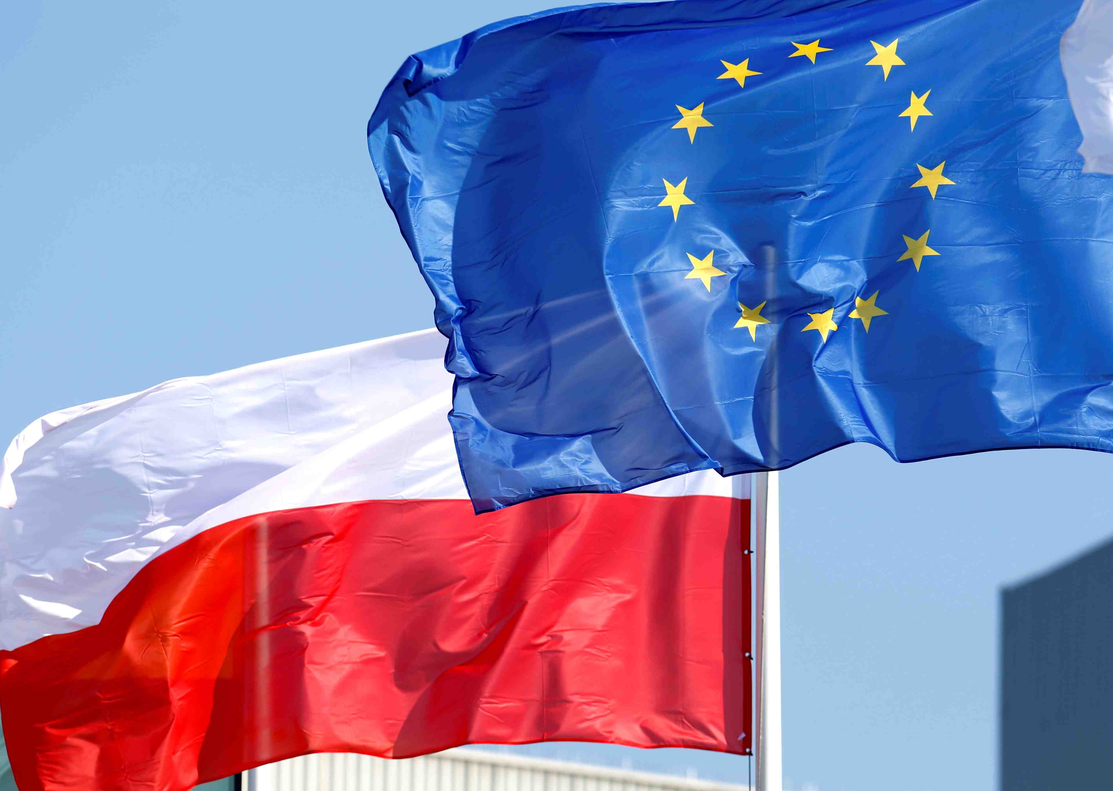 Pologne: le tribunal constitutionnel rejette en partie des traites de l'ue