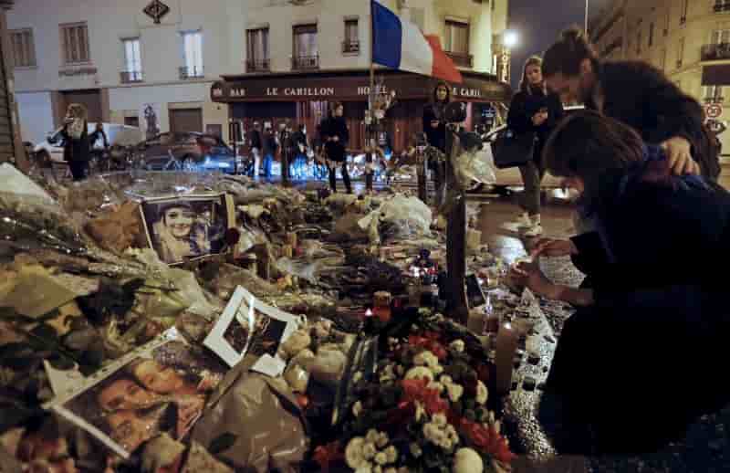 Hommage national aux victimes des attentats de paris le 27 novembre aux invalides