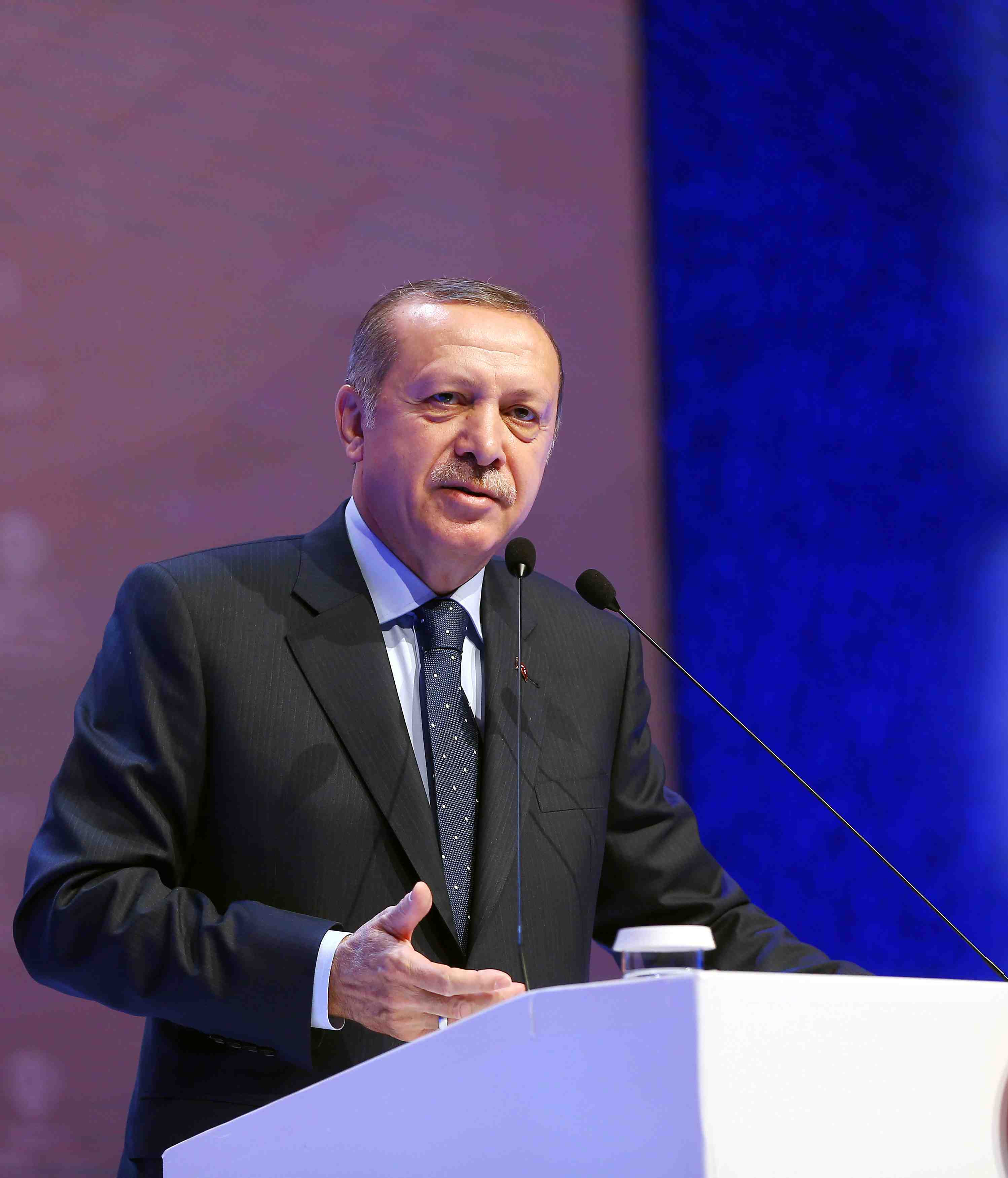 Erdogan previent les pays-bas qu'ils paieront le prix de leurs decisions
