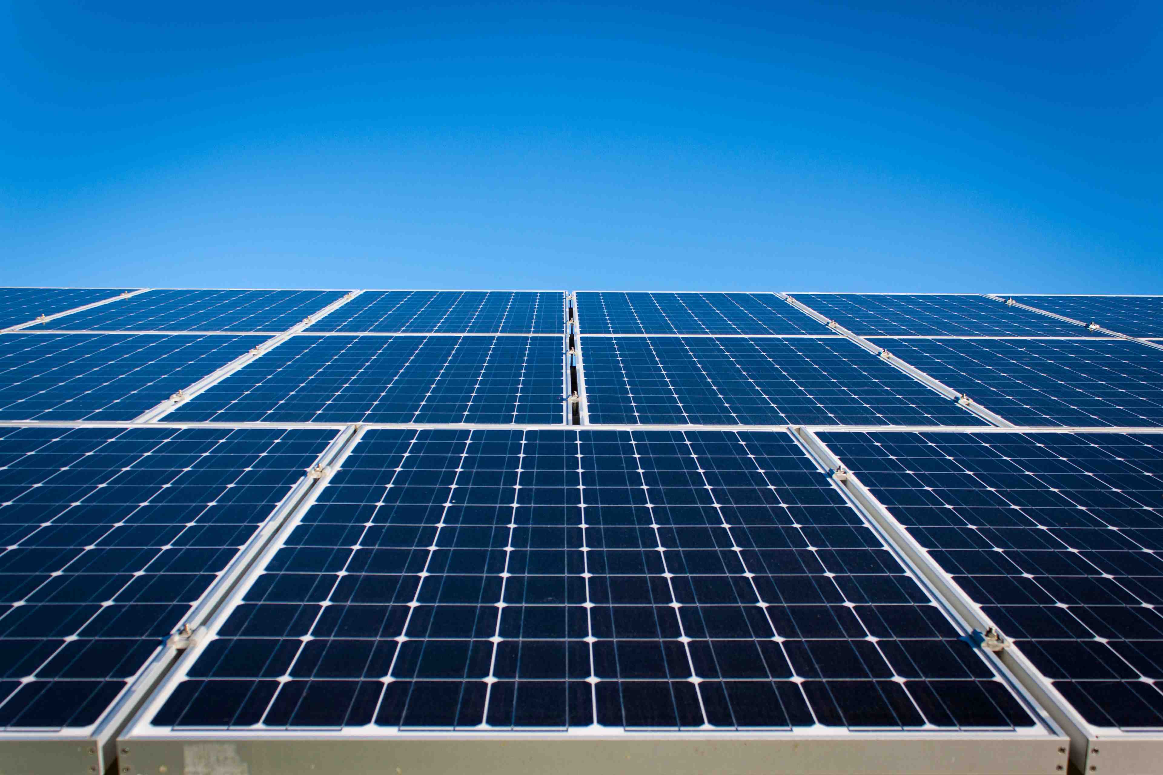 Panneaux solaires photovoltaïques énergie