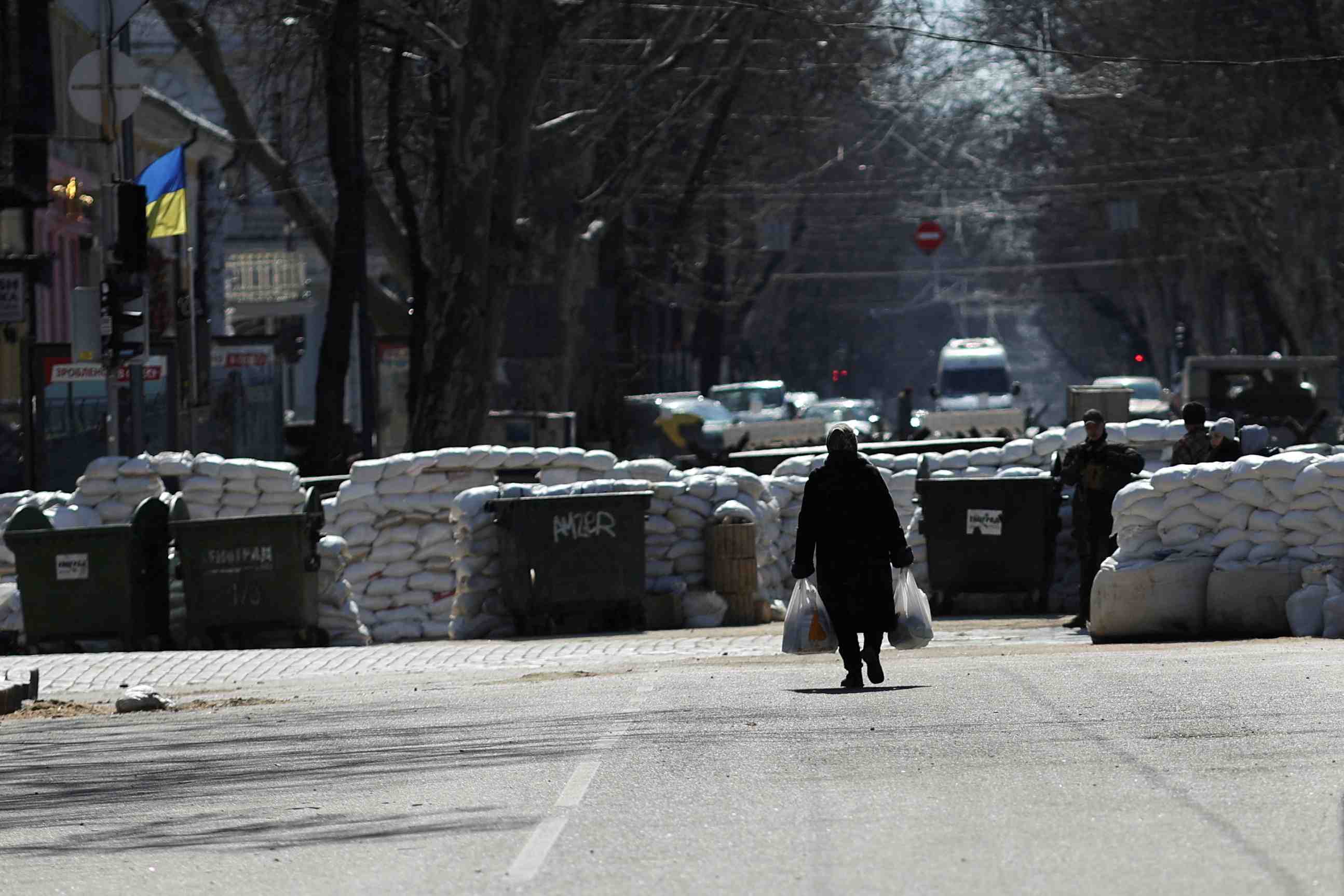 Ukraine: premiers bombardements russes pres d'odessa, selon la municipalite