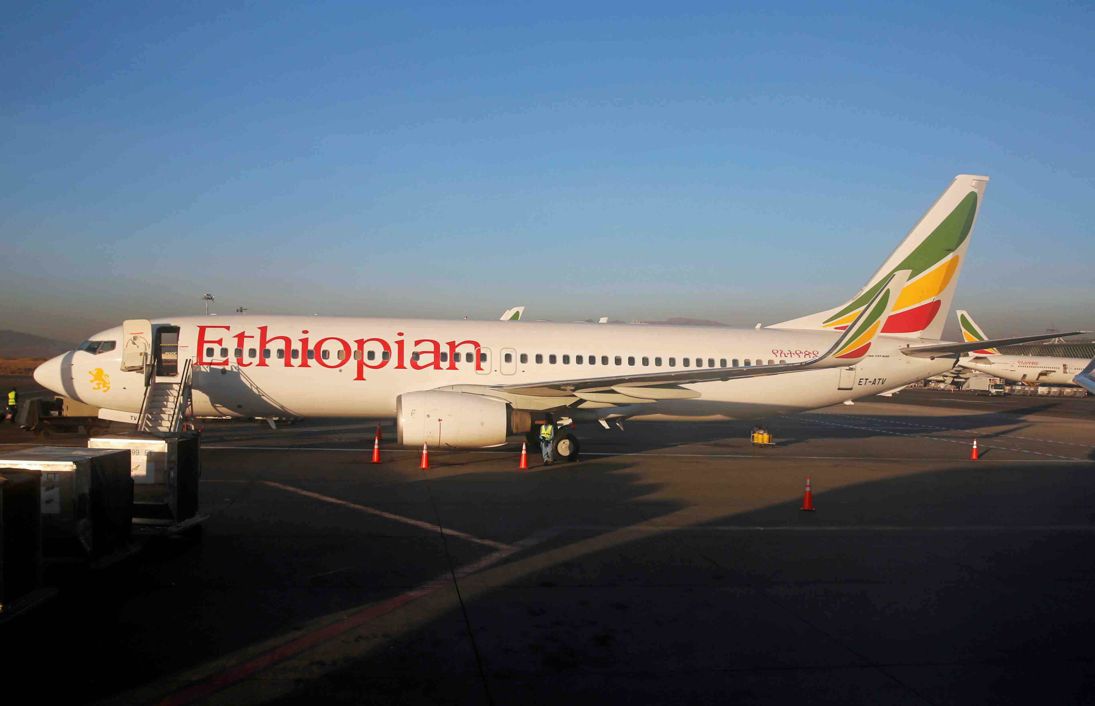 Ethiopian airlines immobilise tous ses boeing 737 max 8 apres le crash