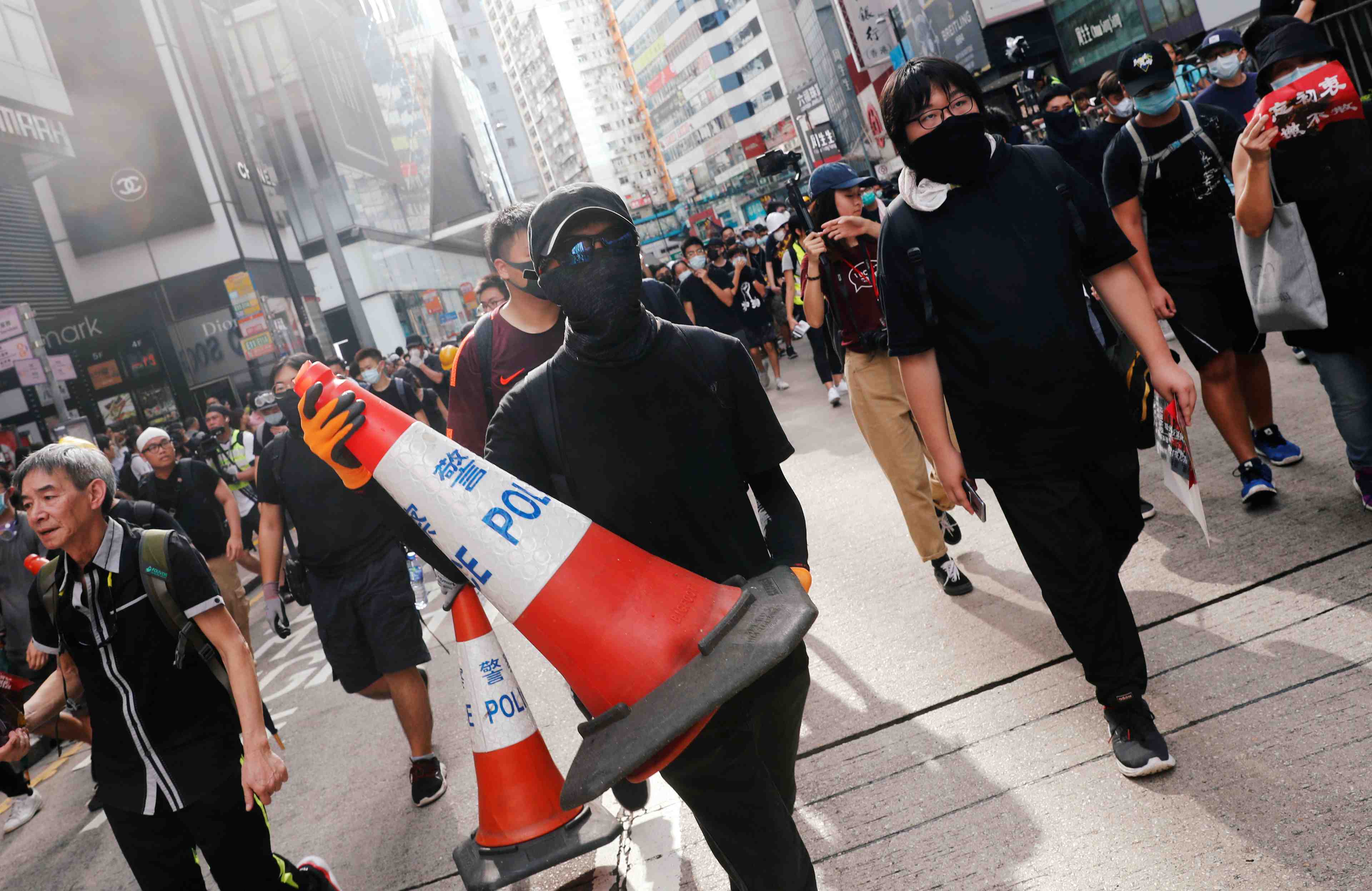 Nouvelles manifestations dimanche a hong kong