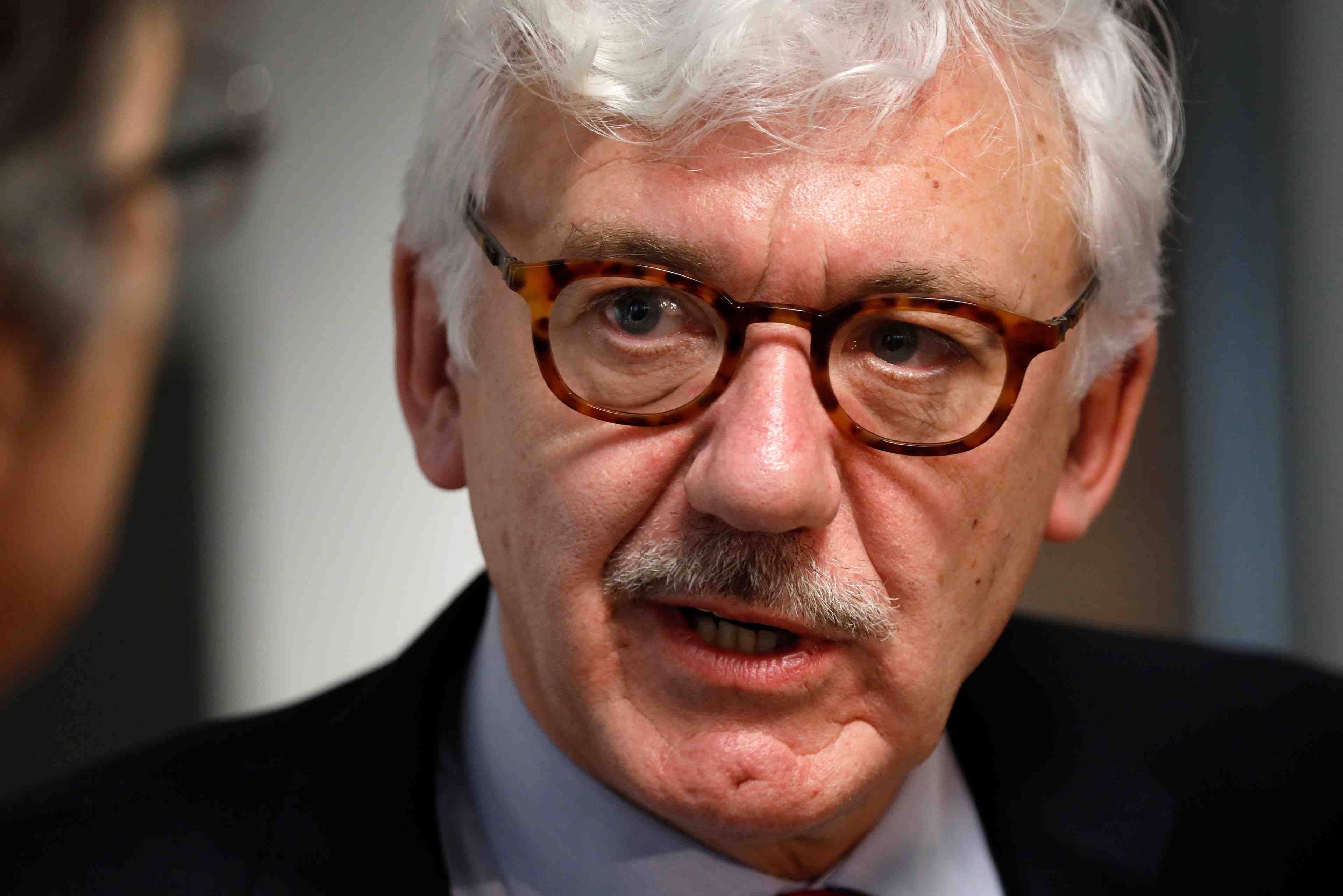 Au moins cinq reacteurs nucleaires menaces d'arret, selon le figaro