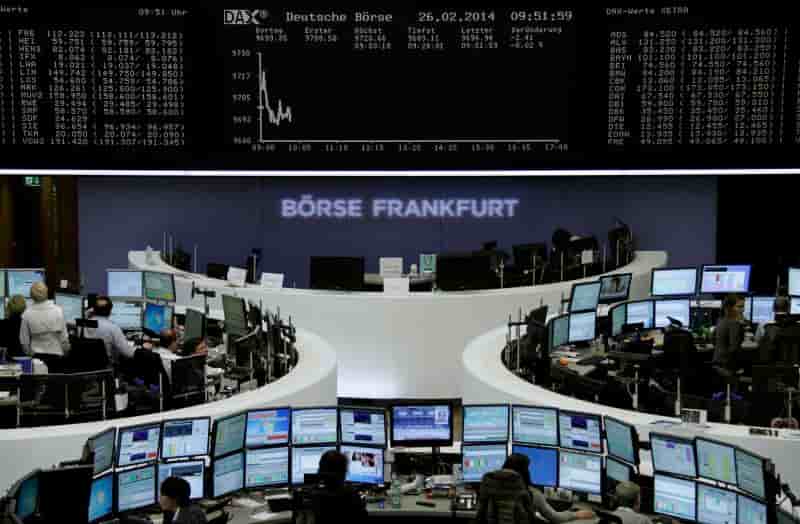 Les Bourses européennes en légère baisse à la mi-séance