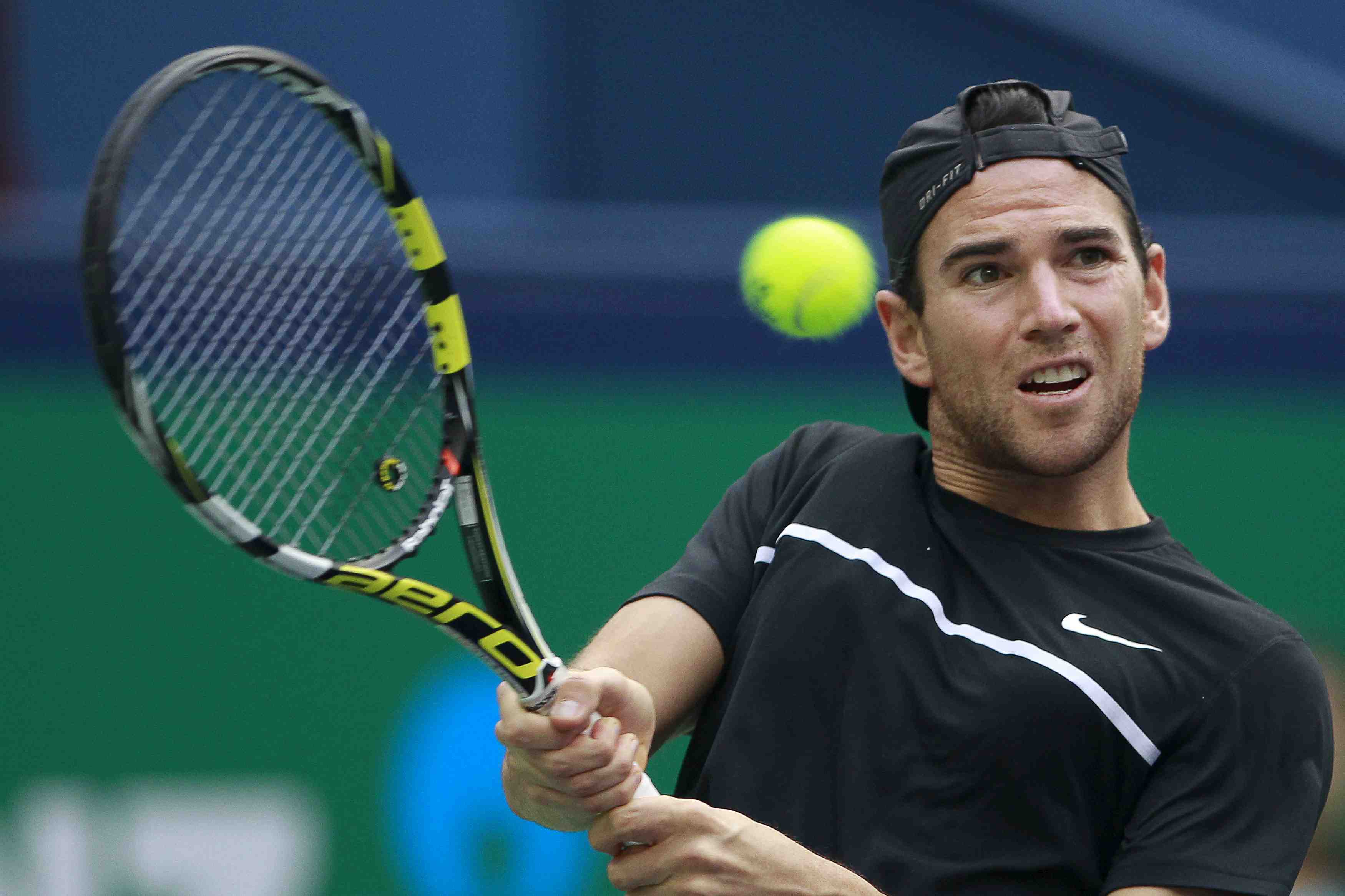 Mannarino s'impose au finish face a troicki