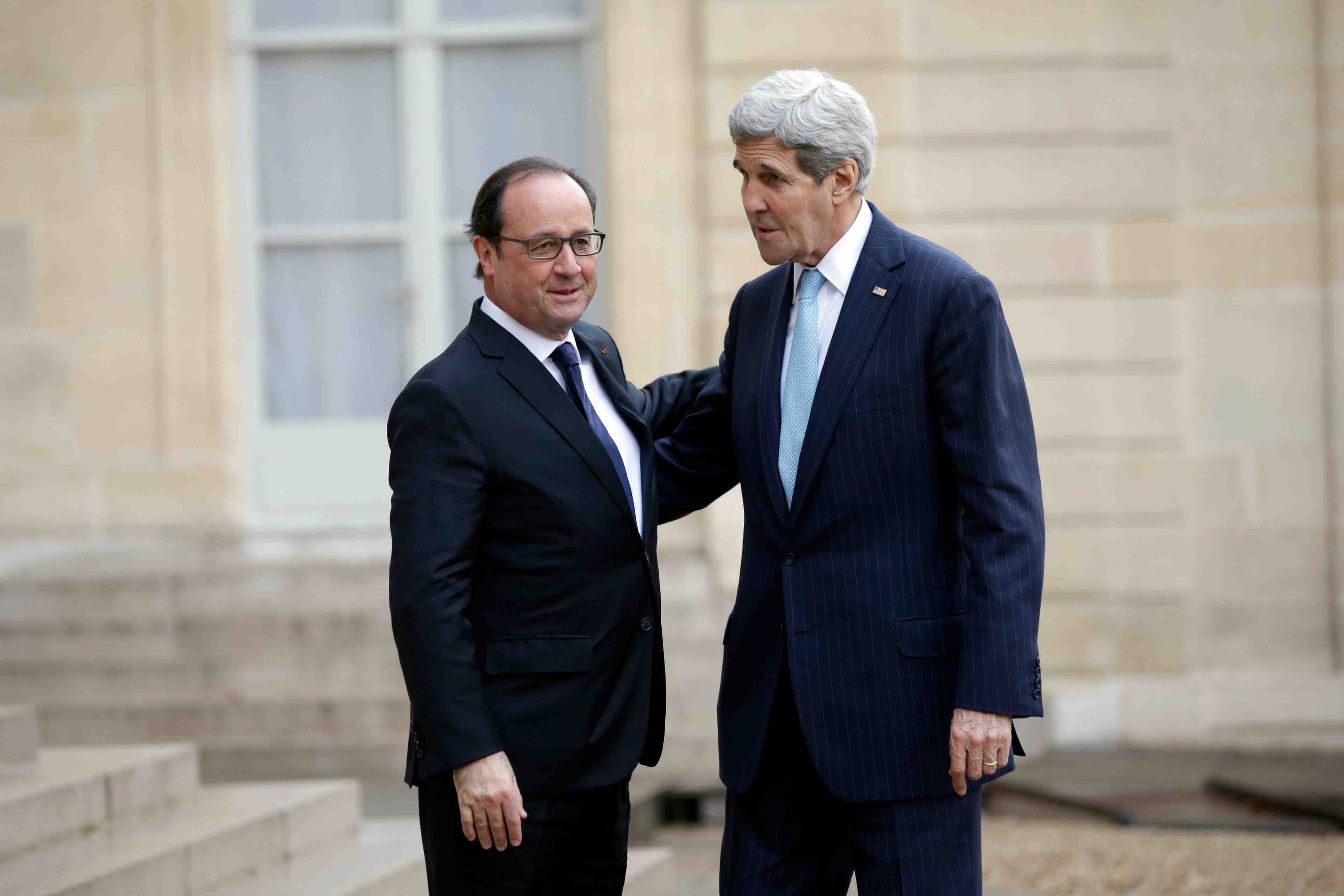 John kerry assure que la pression sur daech produit des effets