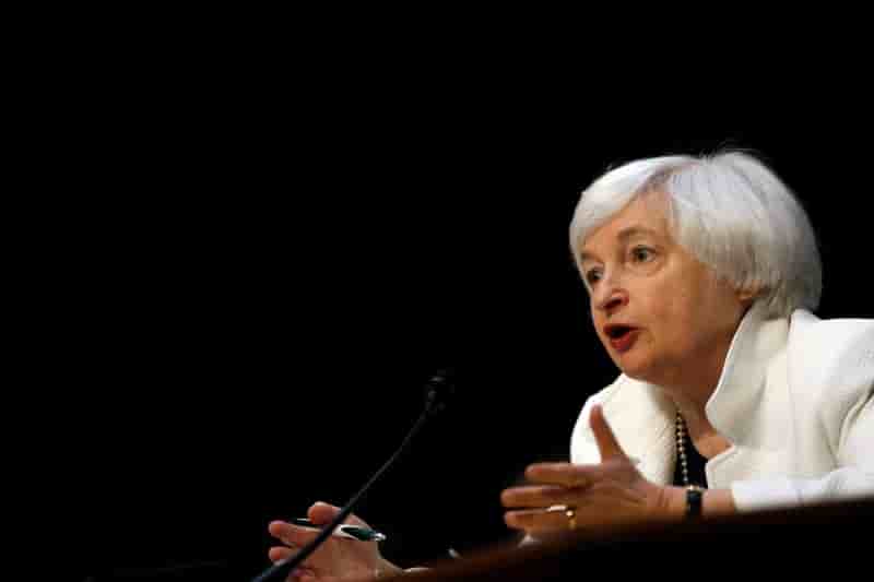 La fed partagee sur l'urgence d'un relevement des taux