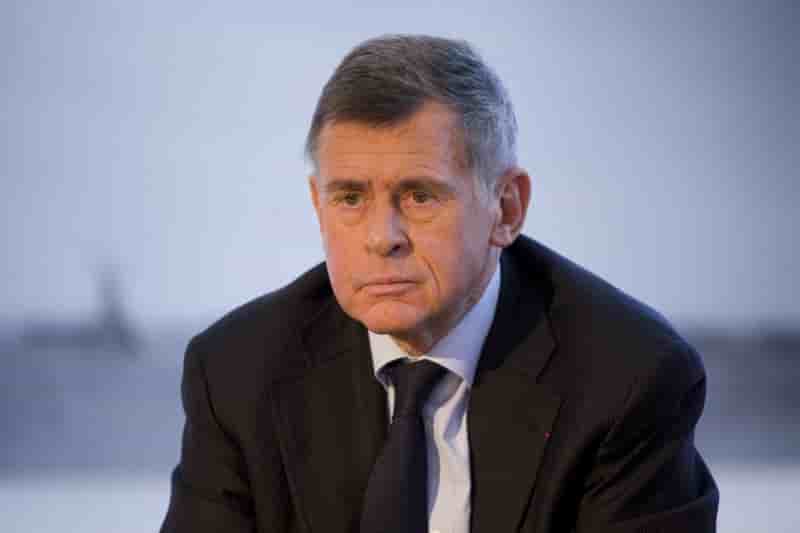 L'ex-pdg devrait renoncer a toutes ses indemnites, selon griveaux