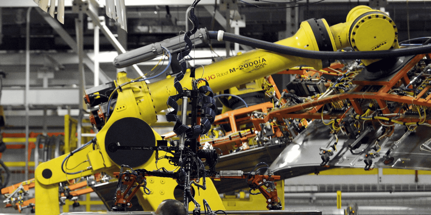 Robot travail usine