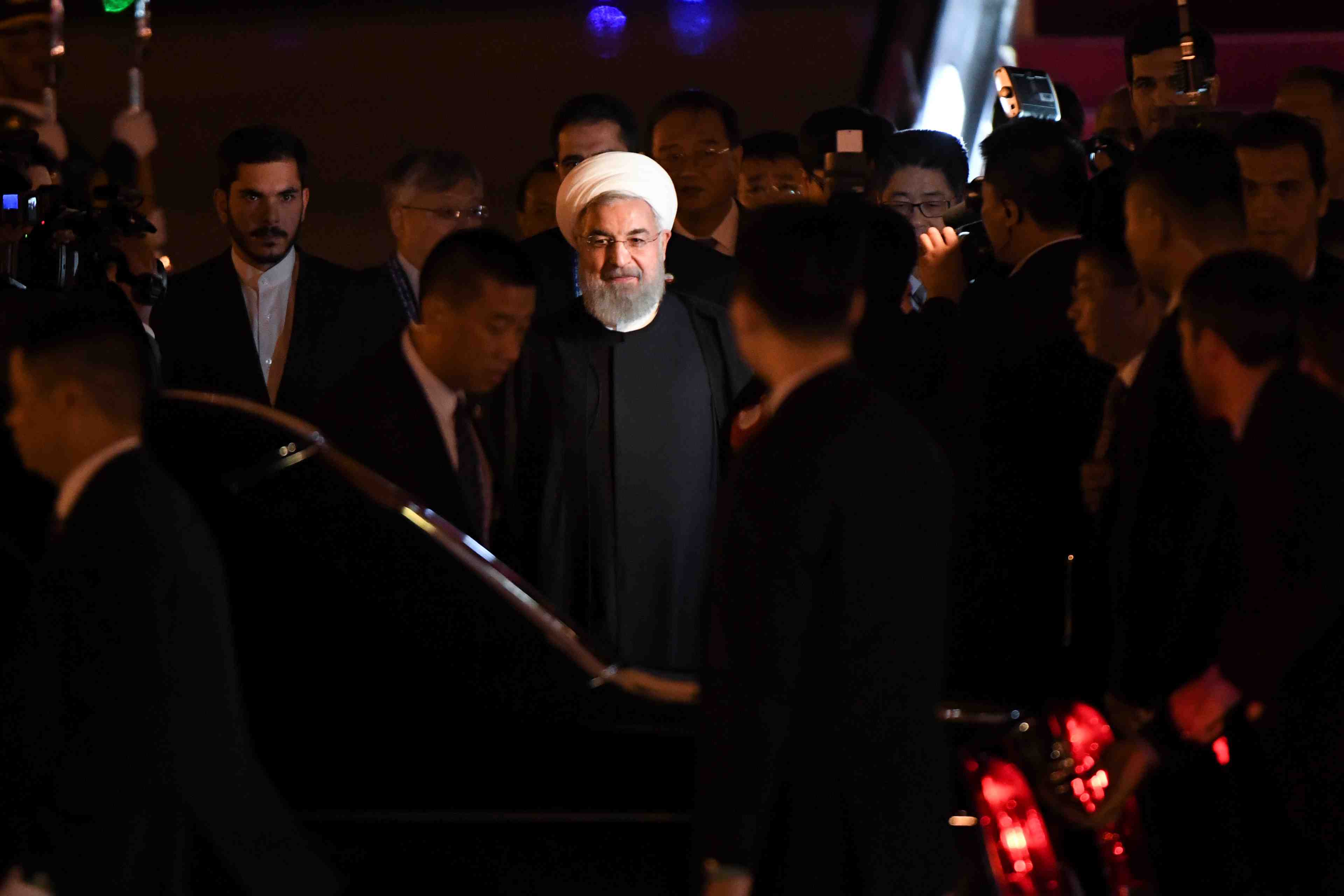 Nucleaire: l'iran veut plus de discussions avec la russie