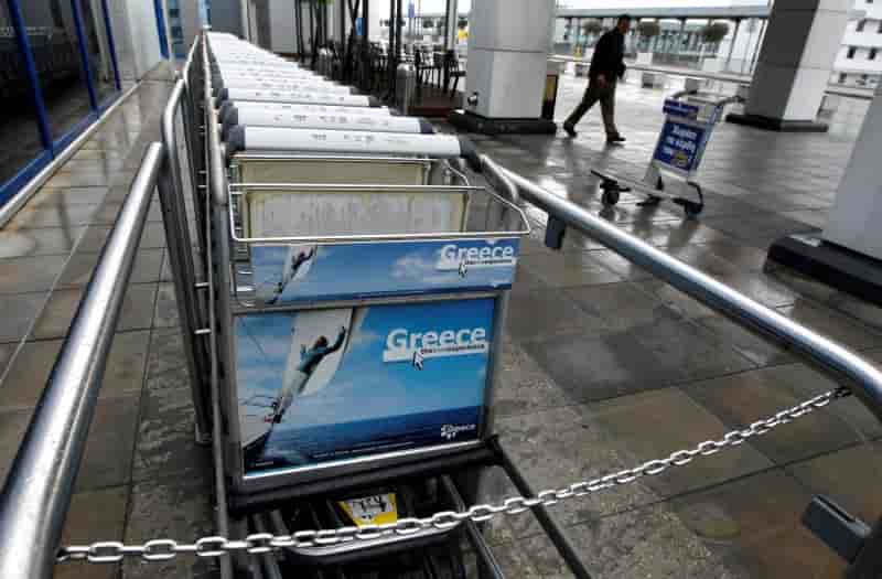 Athenes va reexaminer un accord de privatisation d’aeroports