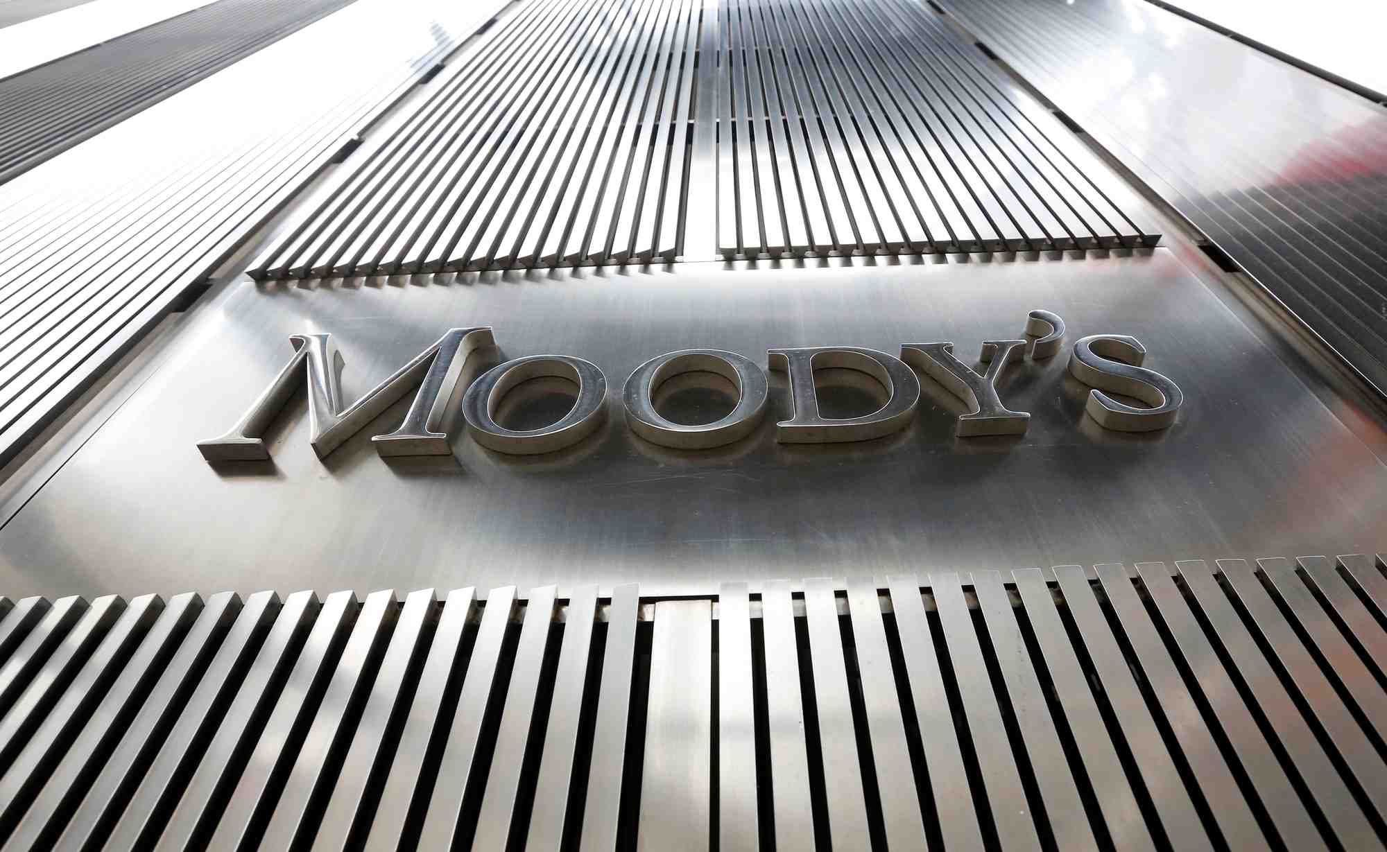 Moody's adopte une perspective negative sur les notes souveraines mondiales