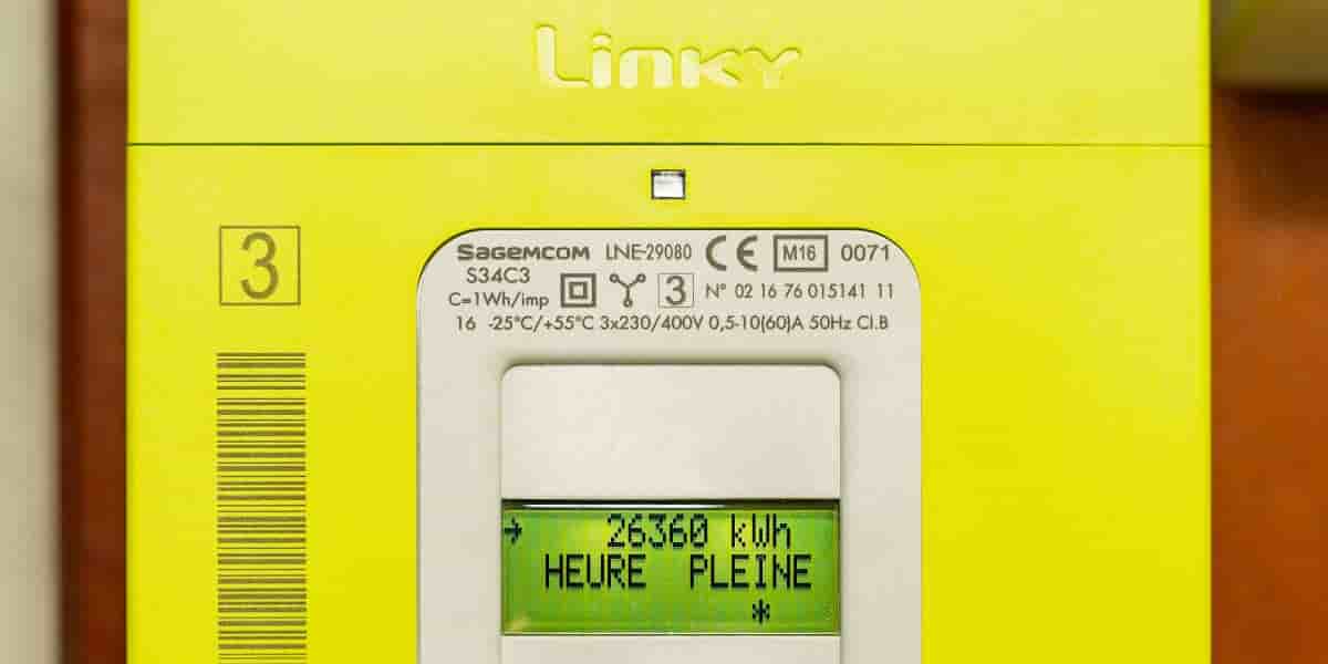 Enedis a déjà installé 37,3 millions de compteurs communicants Linky. 2,1 millions de foyers n'en sont pas encore équipés.