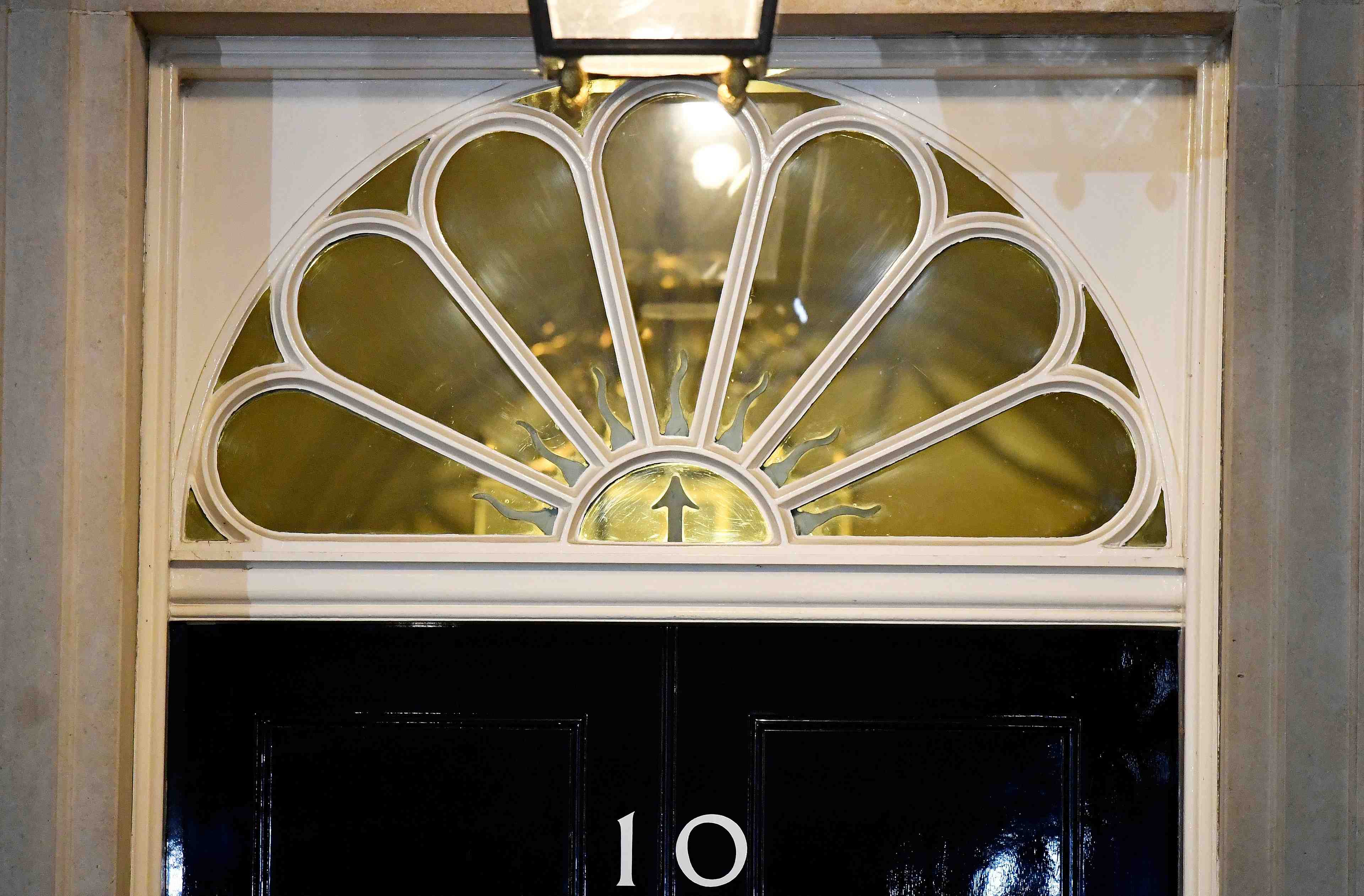 Brexit: londres fixe les regles du debat aux communes