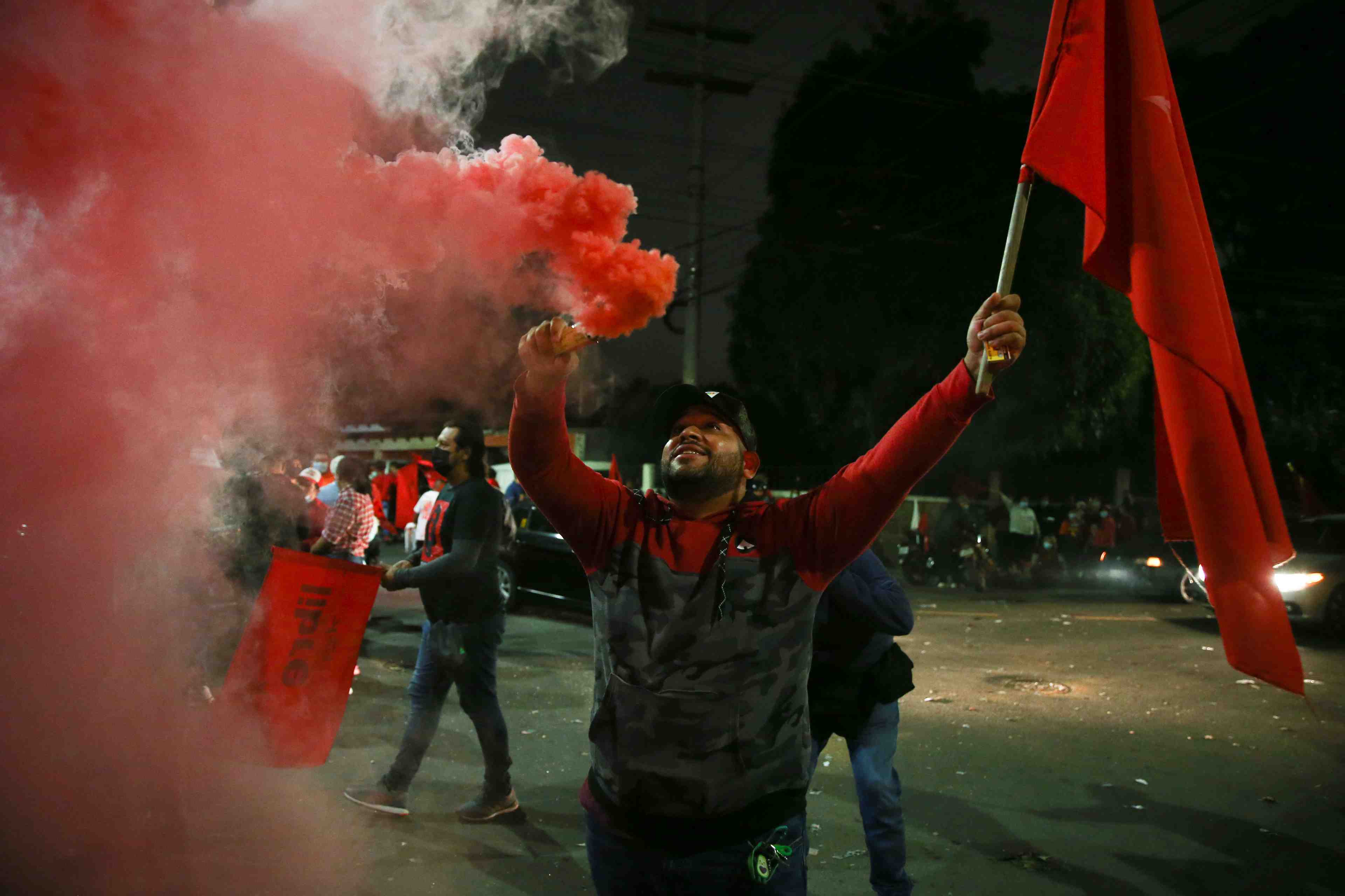 Honduras : le parti au pouvoir concede l'election presidentielle a la candidate de gauche