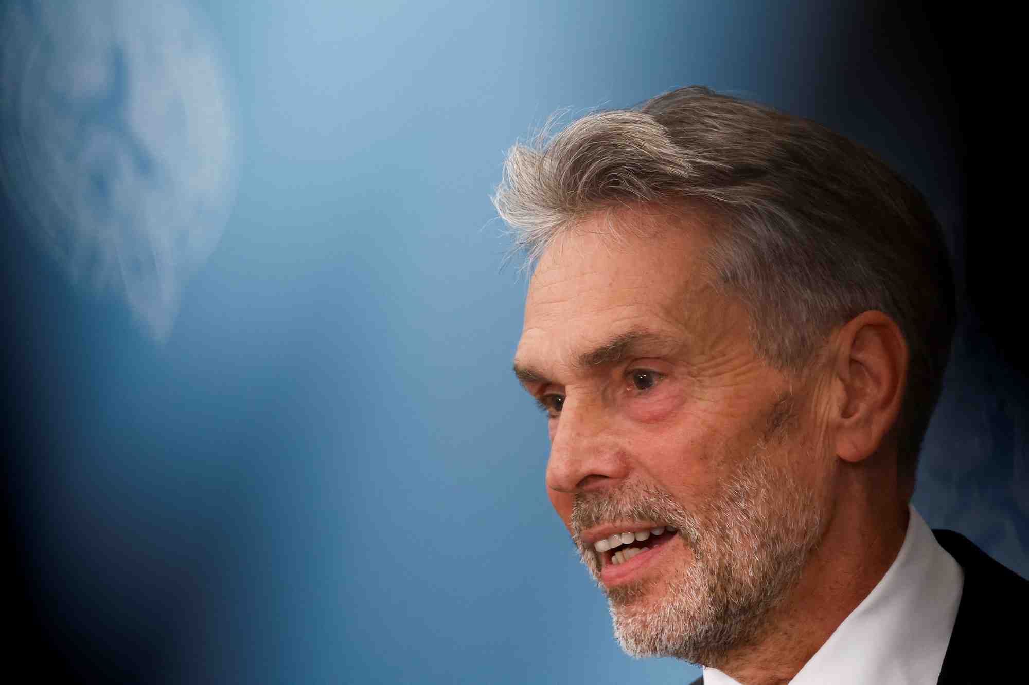 Dick schoof est presente comme le candidat au poste de premier ministre des pays-bas