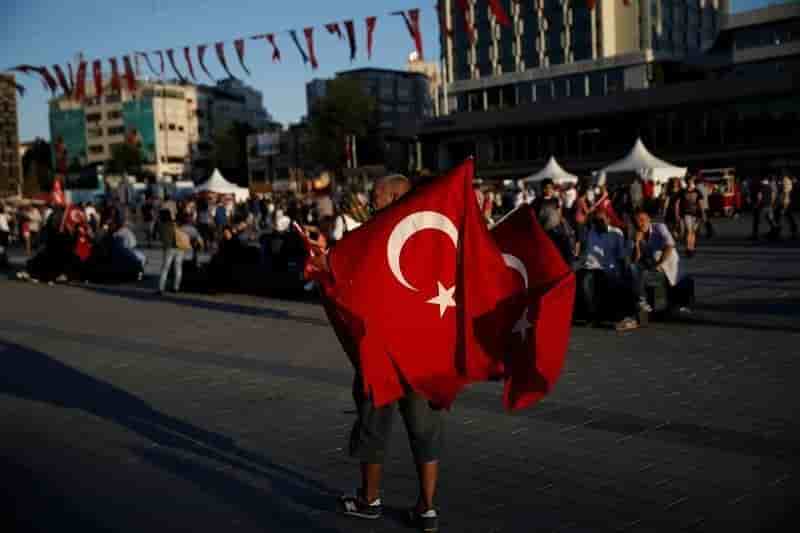 Poursuite des arrestations en turquie apres le putsch avorte