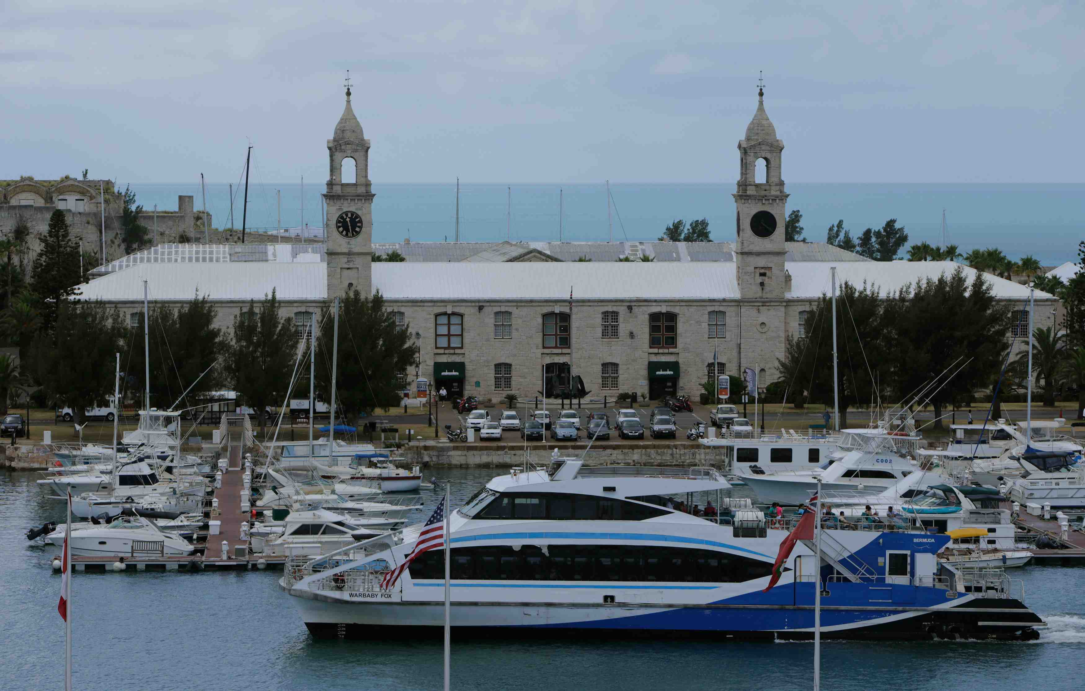 Paradis fiscaux: l'ue retire les bermudes, aruba et la barbade de la liste
