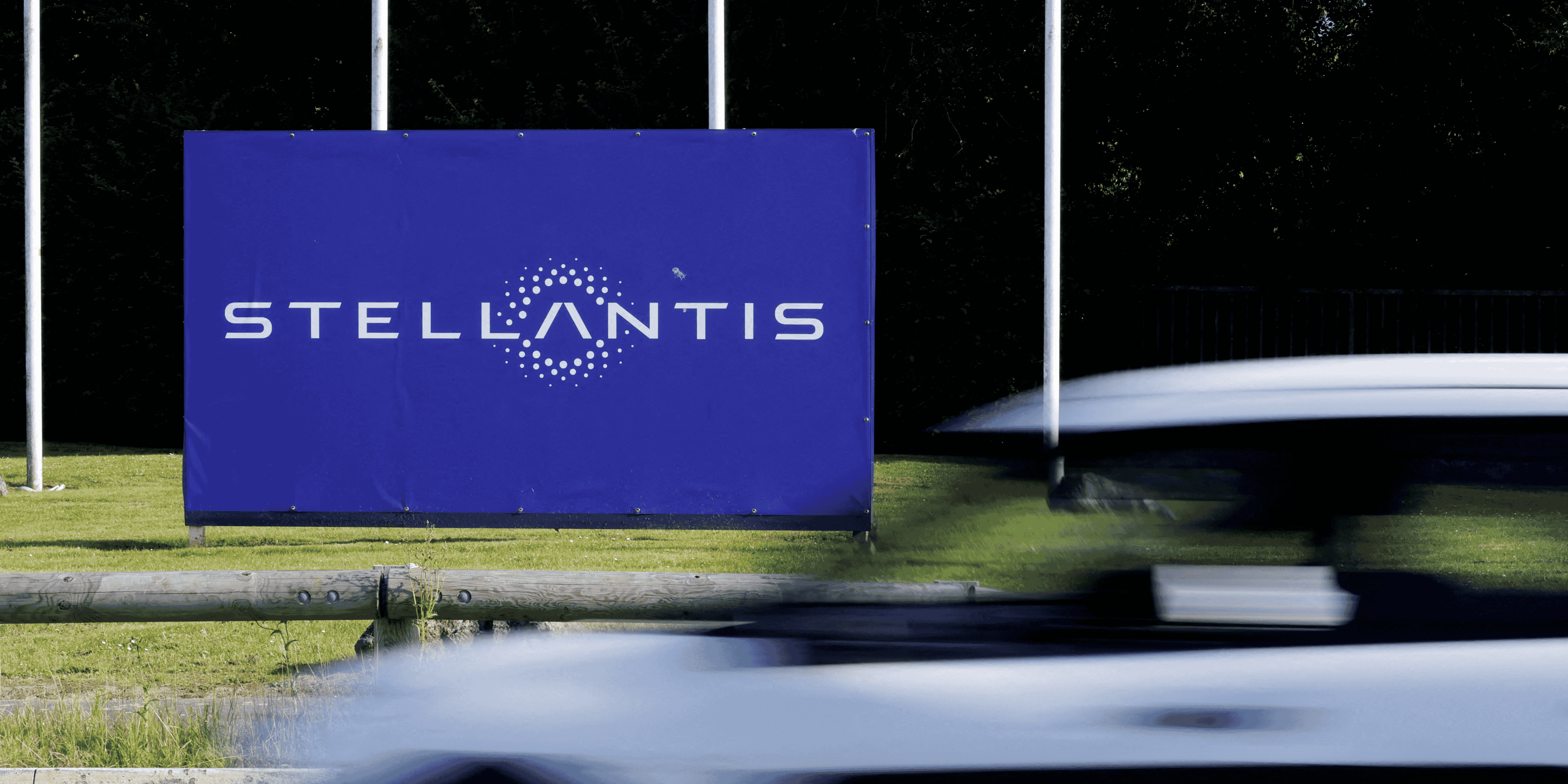 Stellantis reflechit aux scenarios pour securiser son energie
