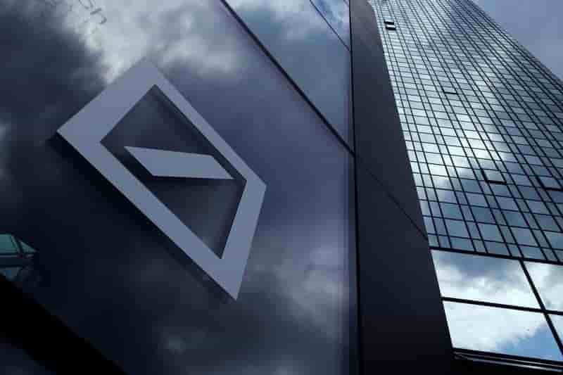 Pas d'exode des salaries chez deutsche bank apres la baisse des bonus