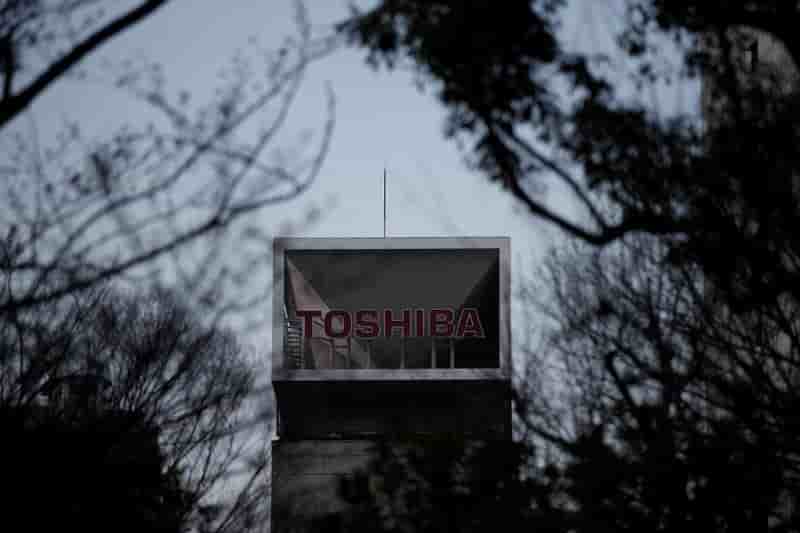 Toshiba ne pourra soumettre ses comptes dans les delais legaux