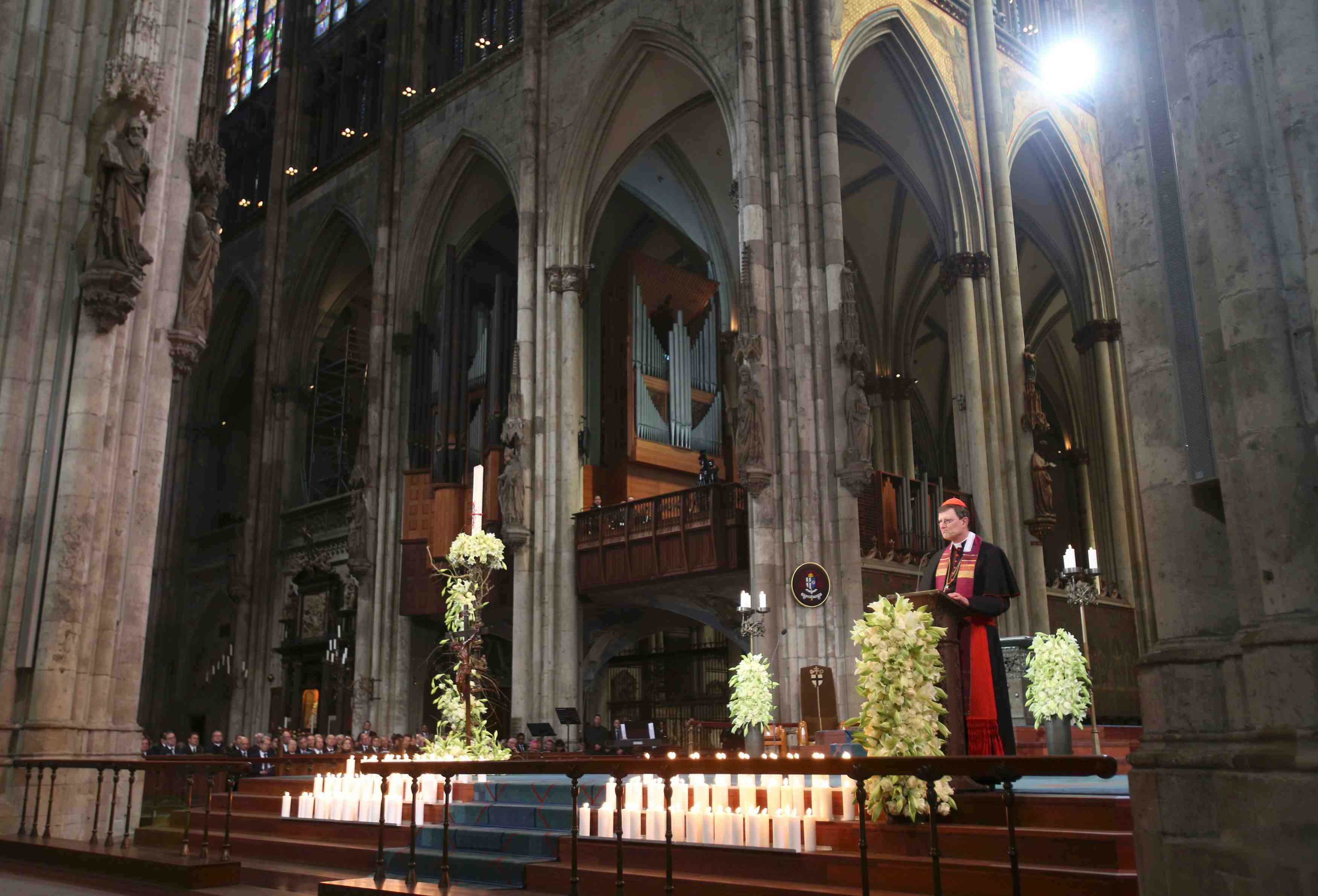 Hommage a cologne aux victimes du drame de germanwings