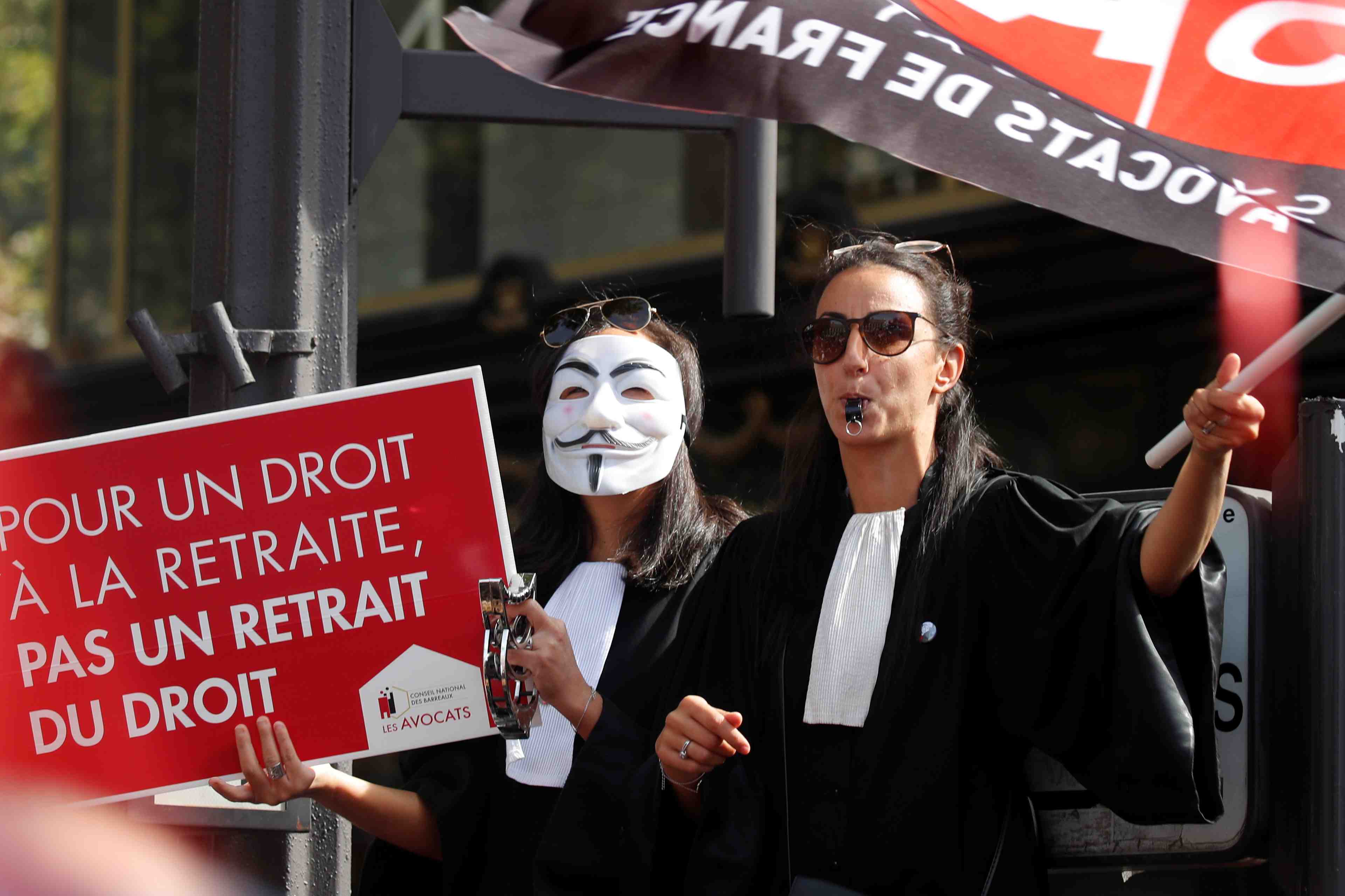 Les professions liberales coalisees contre la reforme des retraites