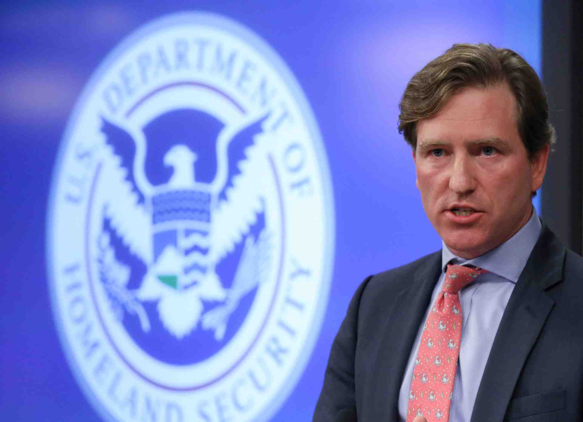 Usa 2020: trump limoge le chef de la cybersecurite, qui defendait l'integrite du vote