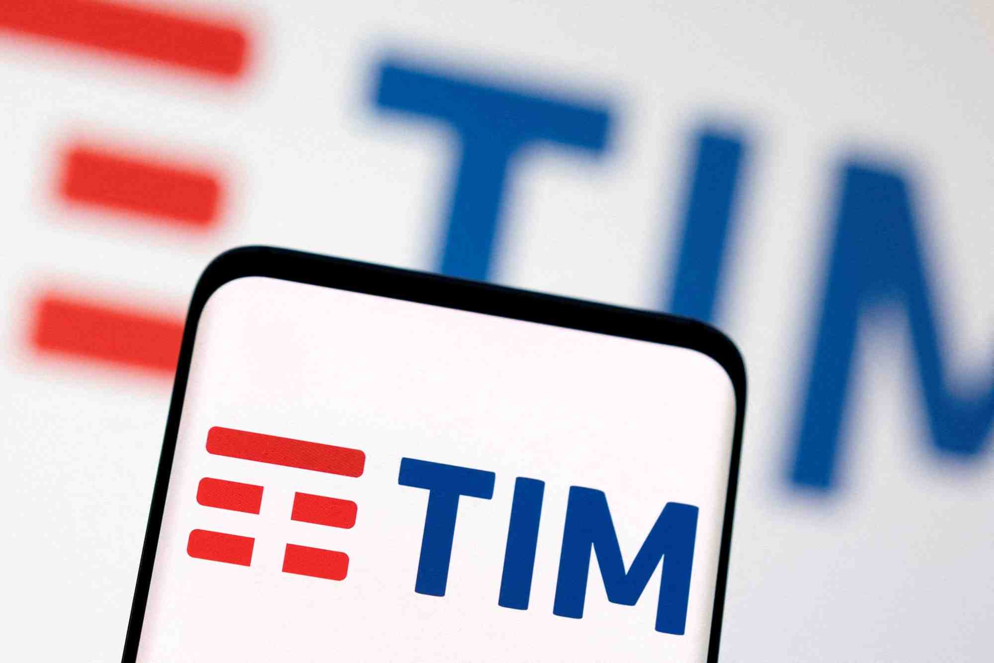 Accord tim-benetton sur la numerisation du groupe de mode