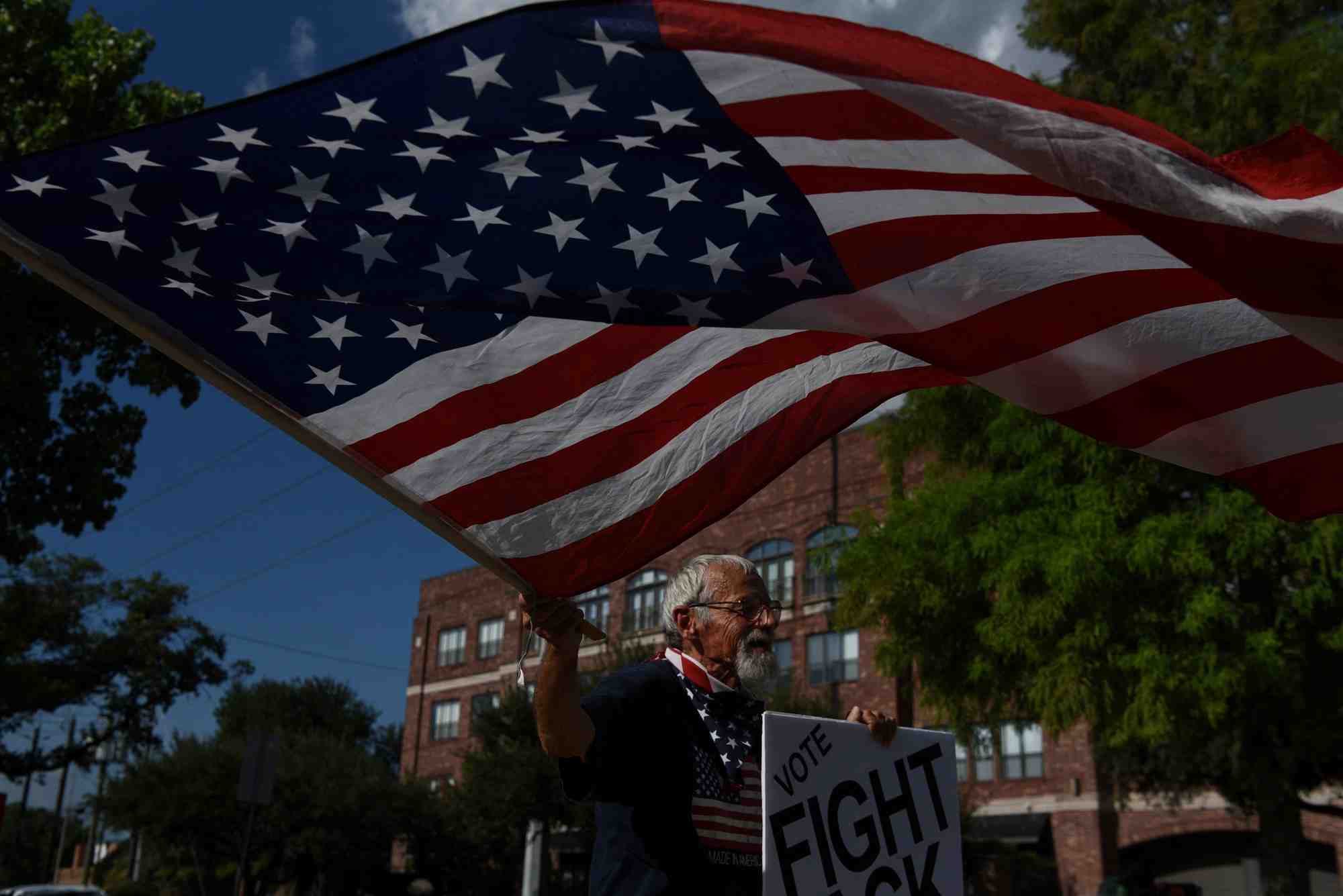 Etats-unis: des entreprises proposent de couvrir les frais de voyage des employees souhaitant avorter