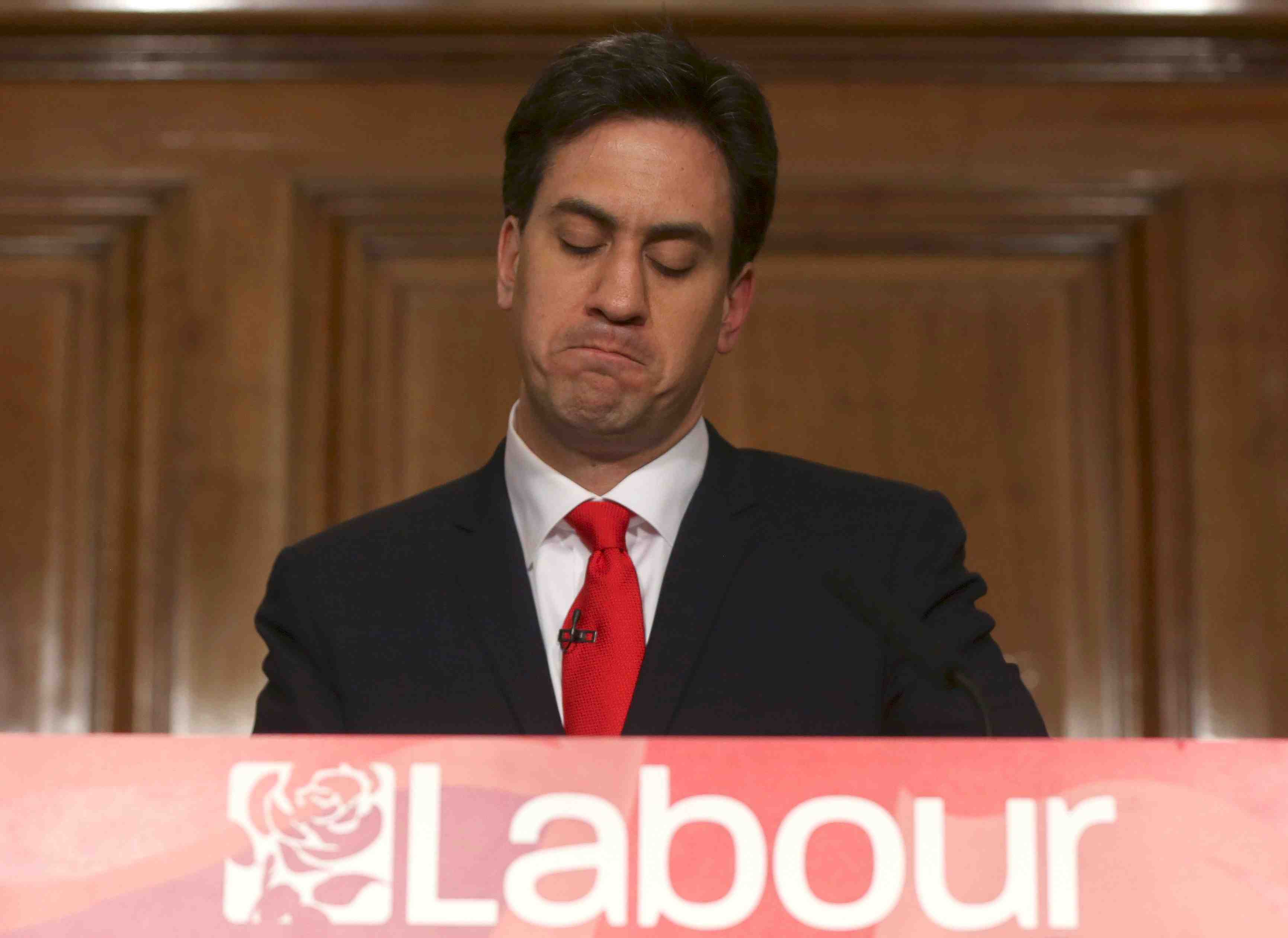 Ed miliband demissionne apres la defaite du labour