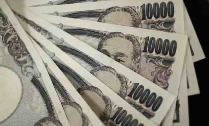 S&p releve la perspective du japon a "positive"