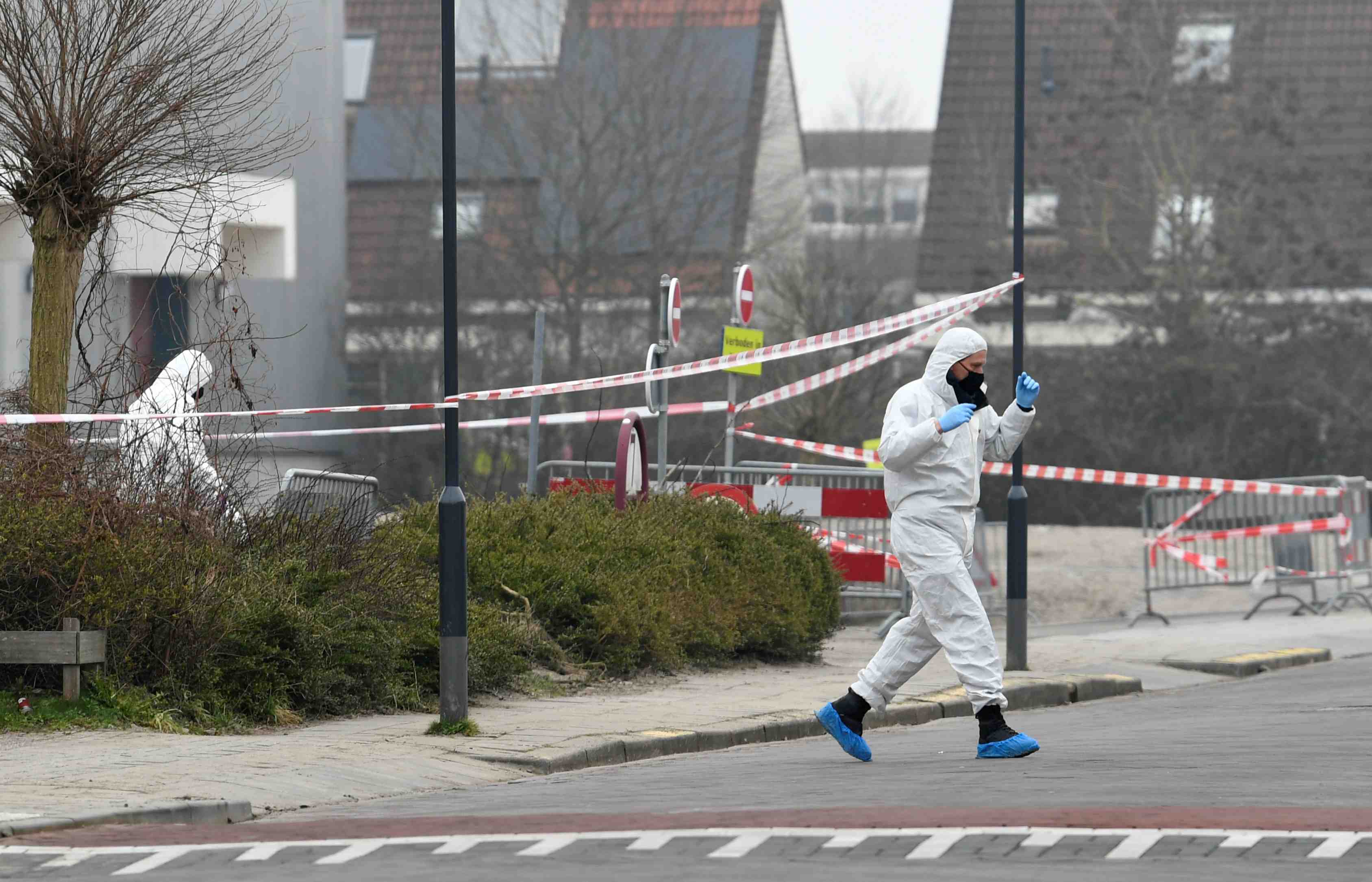 Pays-bas: explosion dans un centre de depistage covid-19, semble intentionnelle, selon la police
