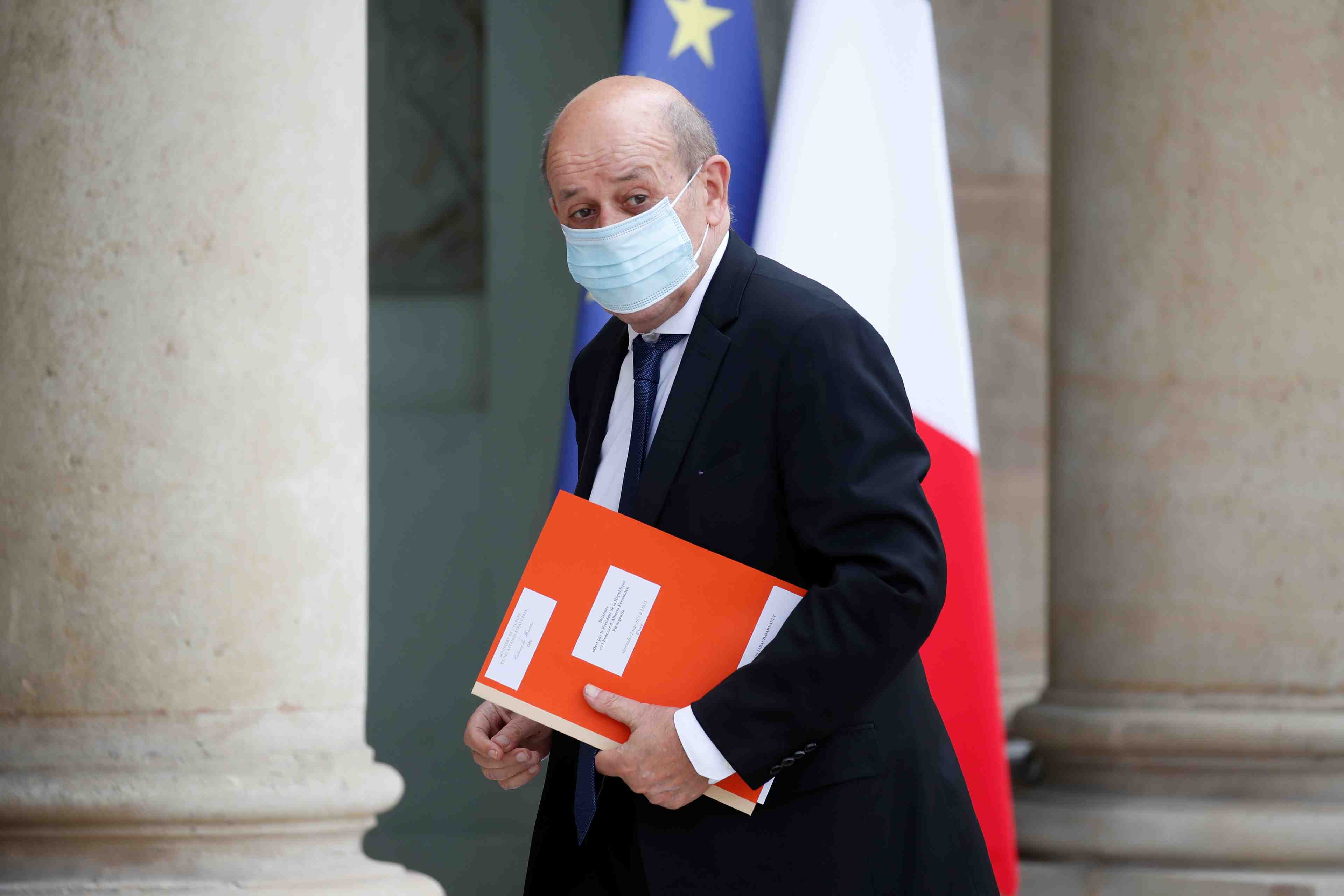 Le drian confirme l'enlevement d'un journaliste francais au mali
