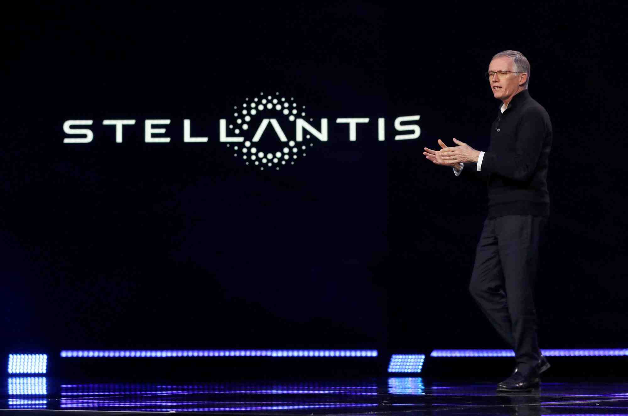 Le pdg de stellantis, carlos tavares