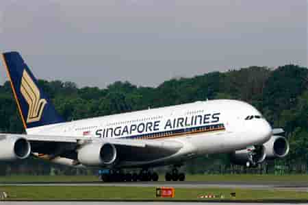 REPORT DE LA LIVRAISON DE HUIT A380 À SINGAPORE AIRLINES